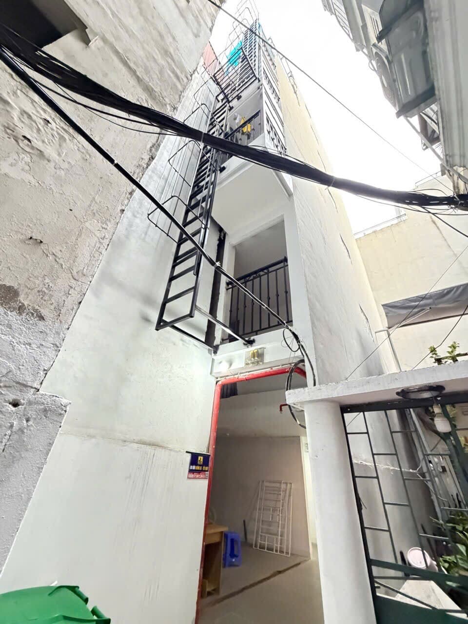 Căn hộ mặt phố, Đống Đa, Hà Nội - 33m² giá 2.81 tỷ