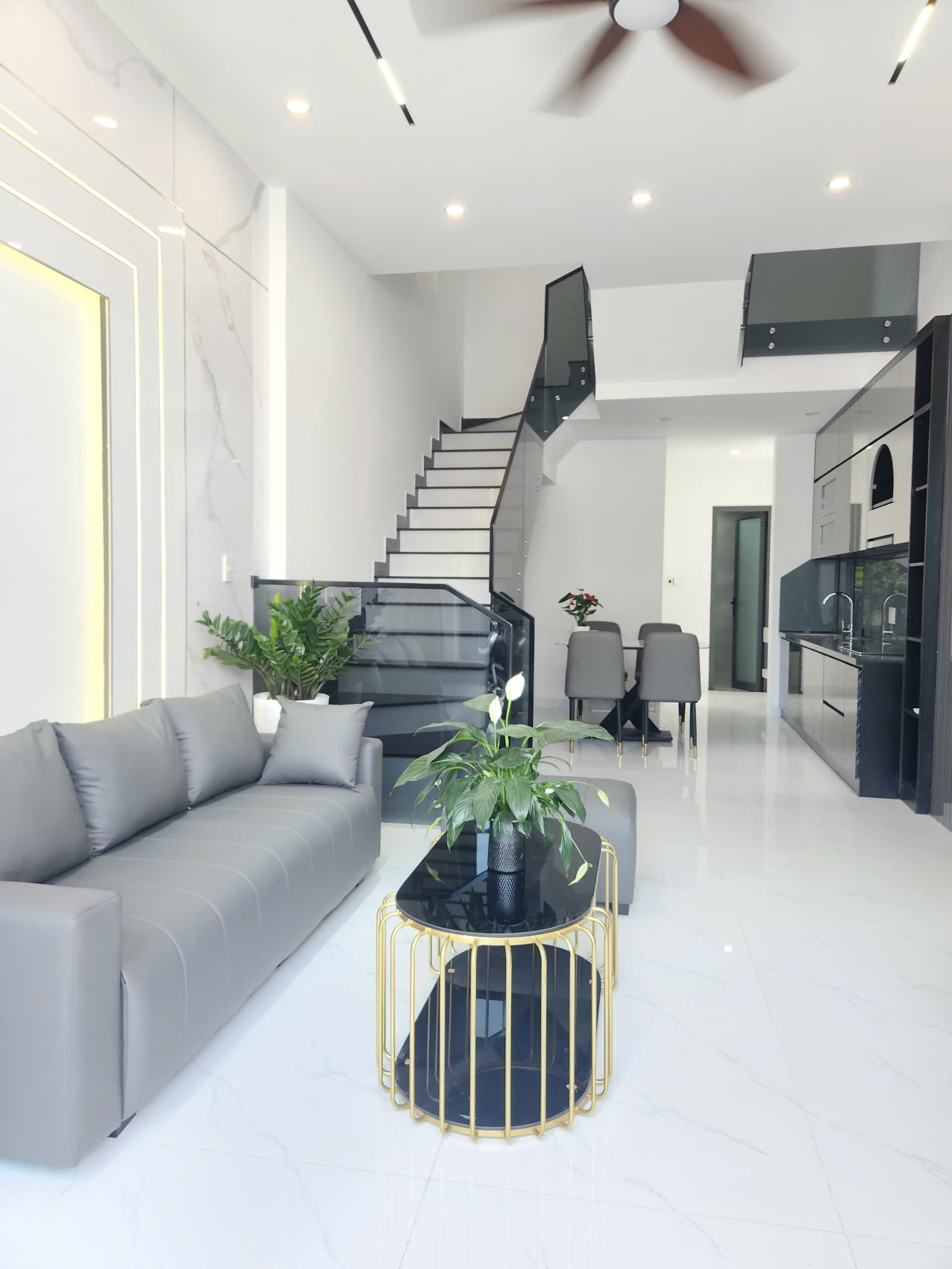 Nhà đất mặt phố, Liên Chiểu, Đà Nẵng - 84m² giá 5.69 tỷ