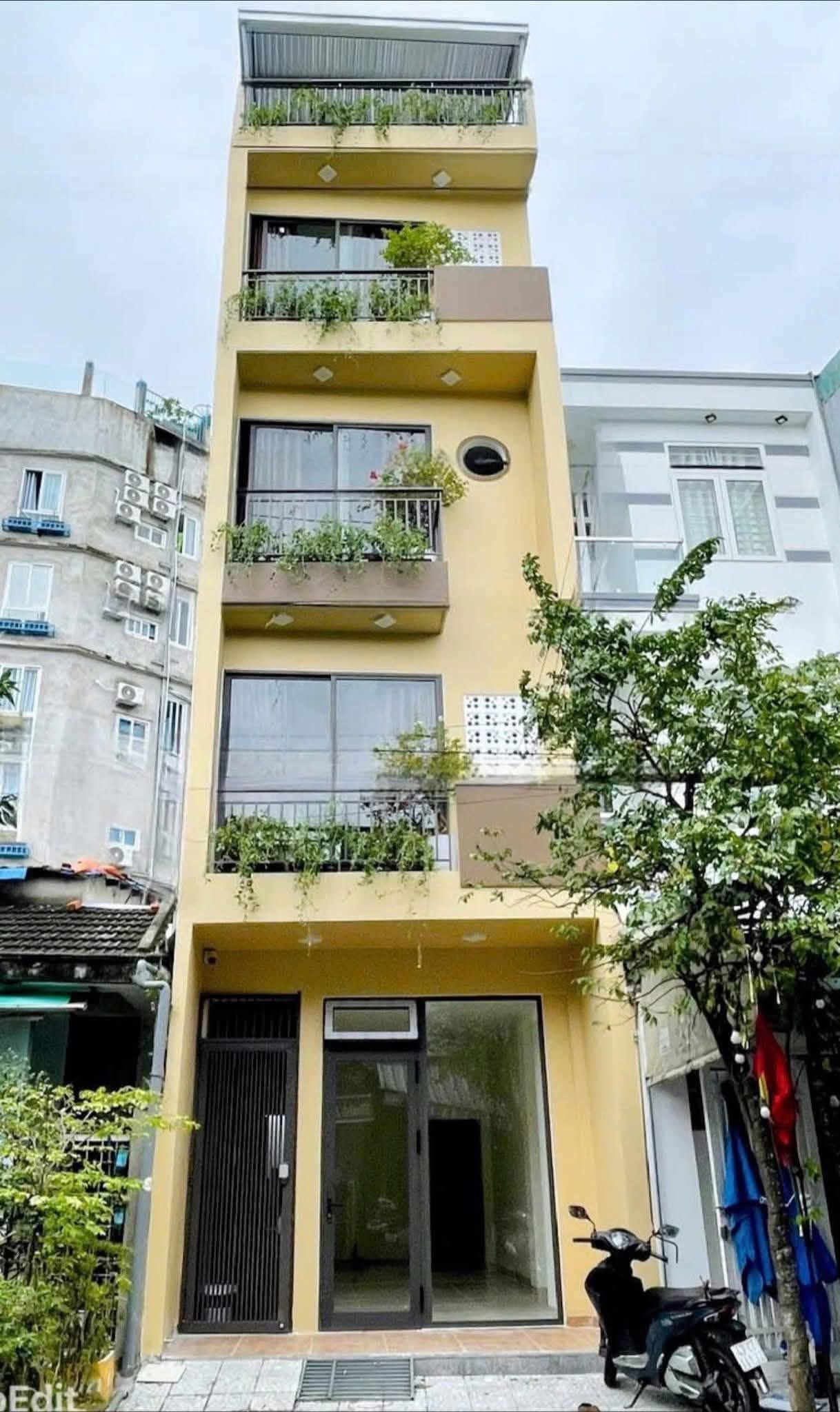 Nhà đất mặt phố, Hải Châu, Đà Nẵng - 70m² giá 11 tỷ