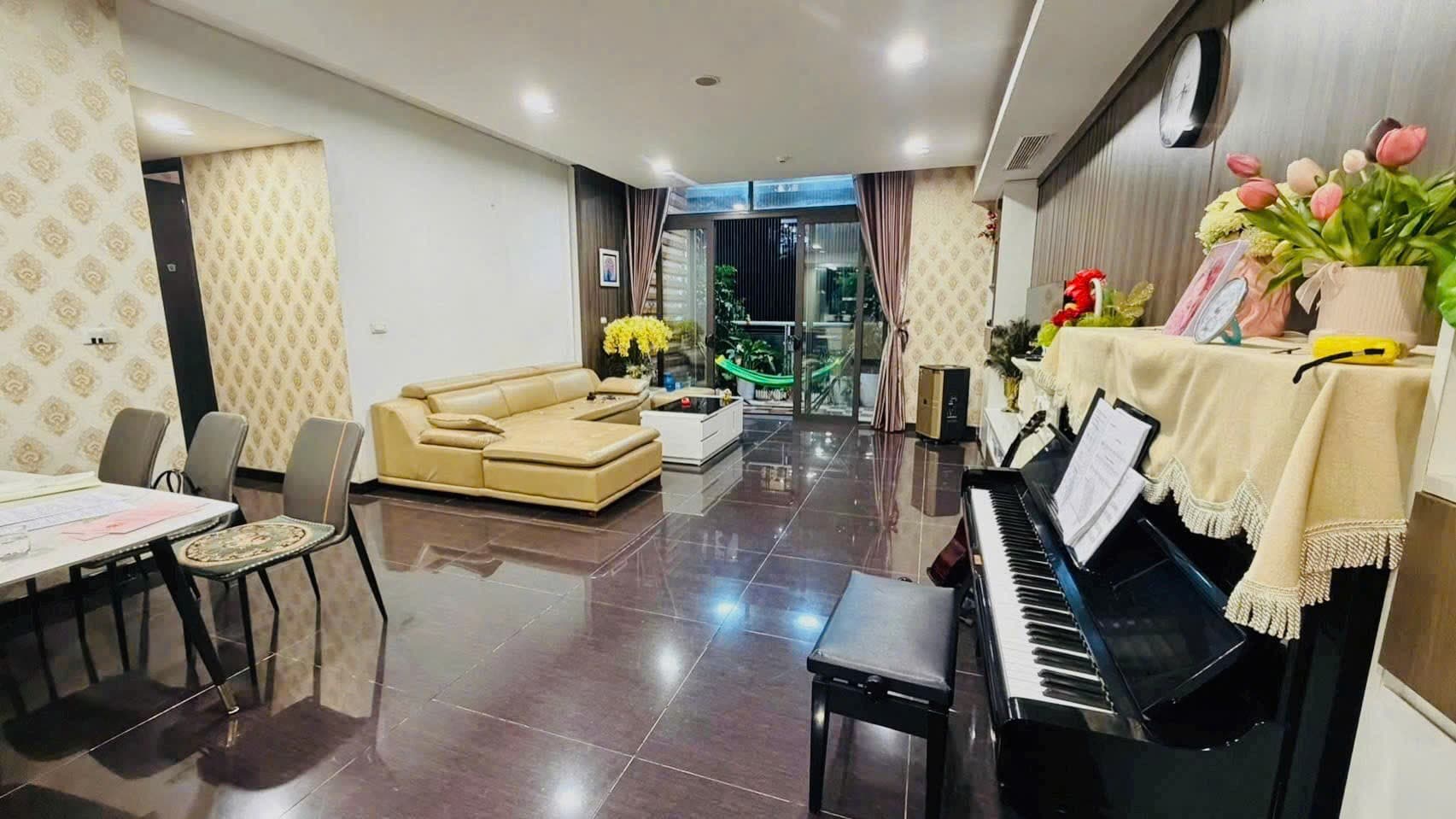 Căn hộ mặt phố, Nam Từ Liêm, Hà Nội - 171m² giá 14.3 tỷ