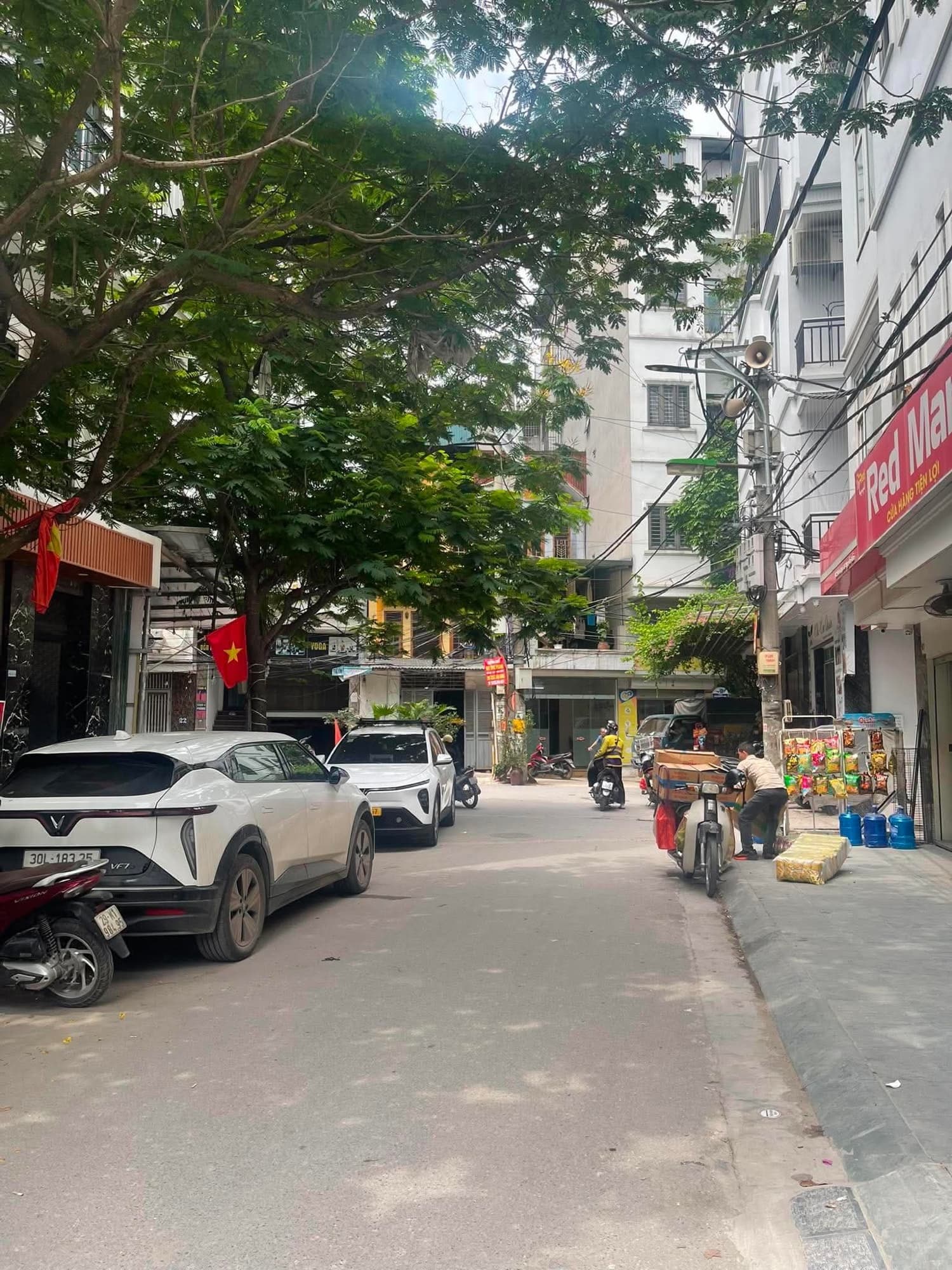 Nhà đất mặt phố, Thanh Trì, Hà Nội - 60m² giá 21 tỷ