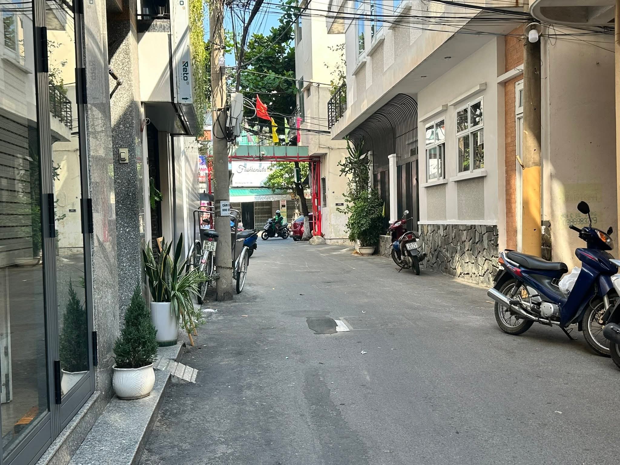 Nhà đất mặt phố, Hải Châu, Đà Nẵng - 30m² giá 5.25 tỷ