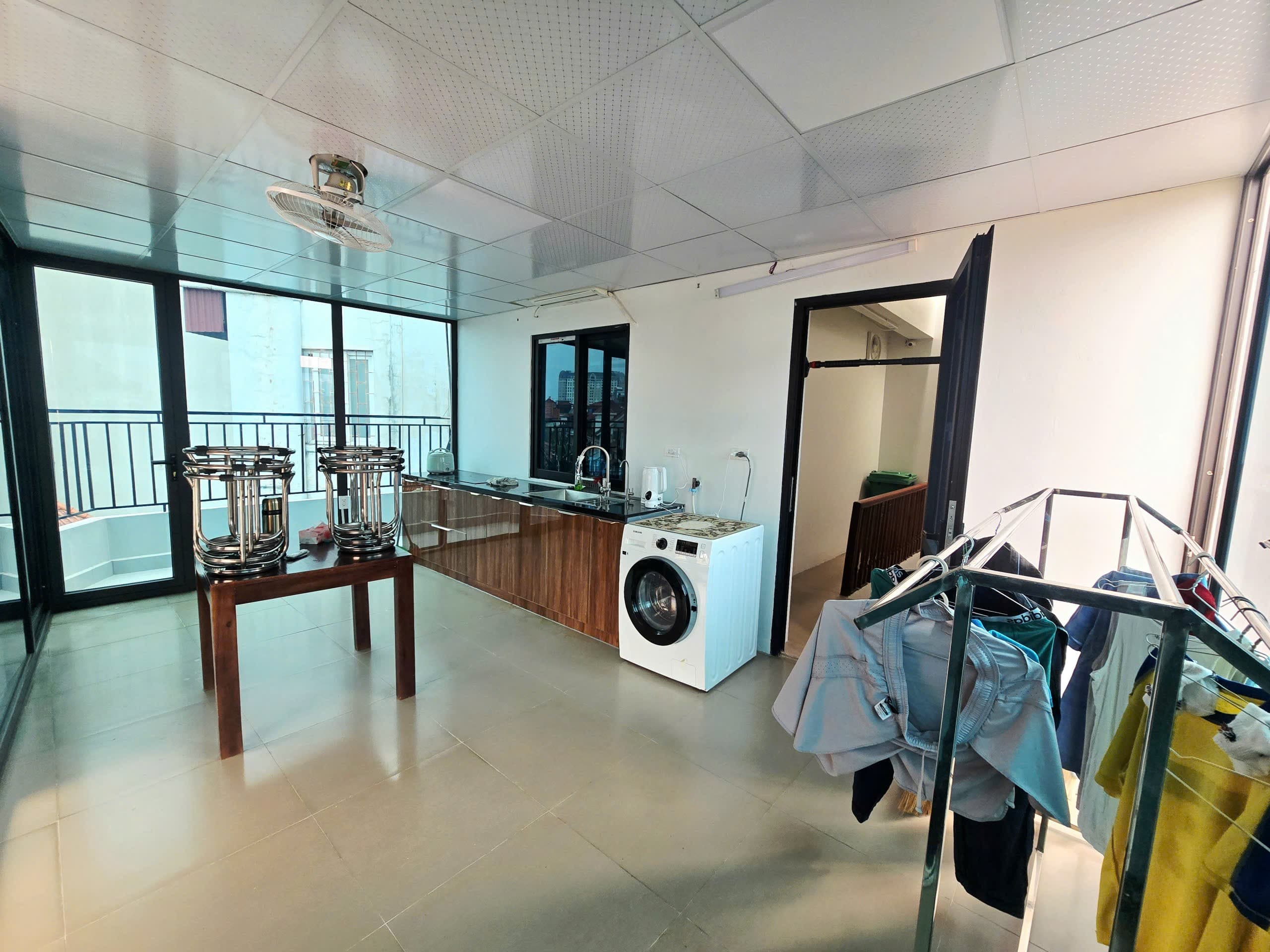 Nhà đất mặt phố, Cầu Giấy, Hà Nội - 45m² giá 23 tỷ