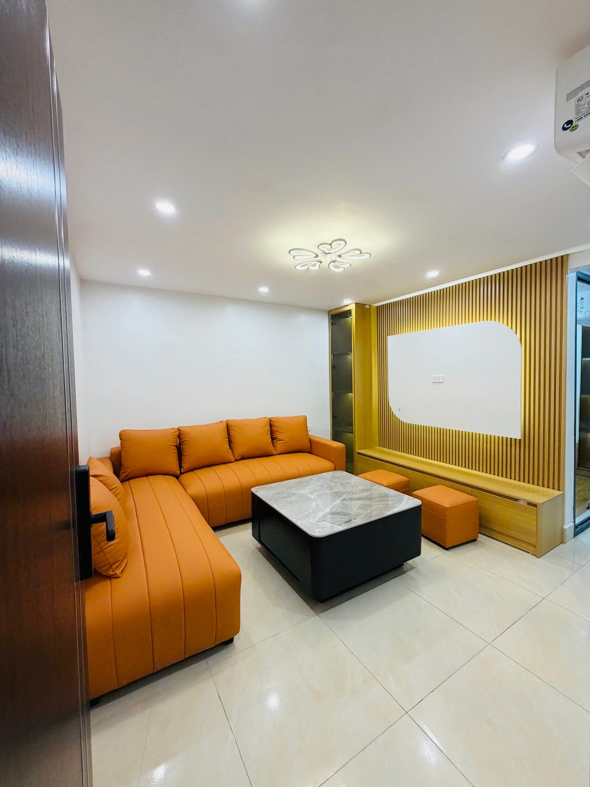 Căn hộ mặt phố, Ba Đình, Hà Nội - 16m² giá 3.4 tỷ