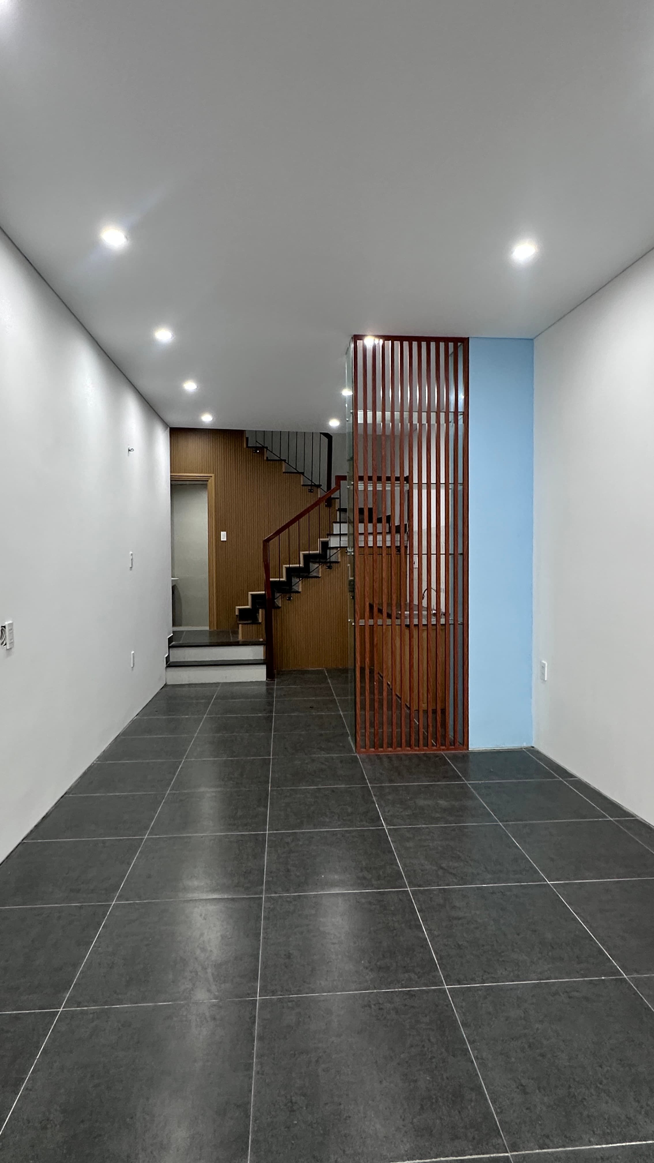 Nhà đất mặt phố, Liên Chiểu, Đà Nẵng - 64m² giá 3.95 tỷ