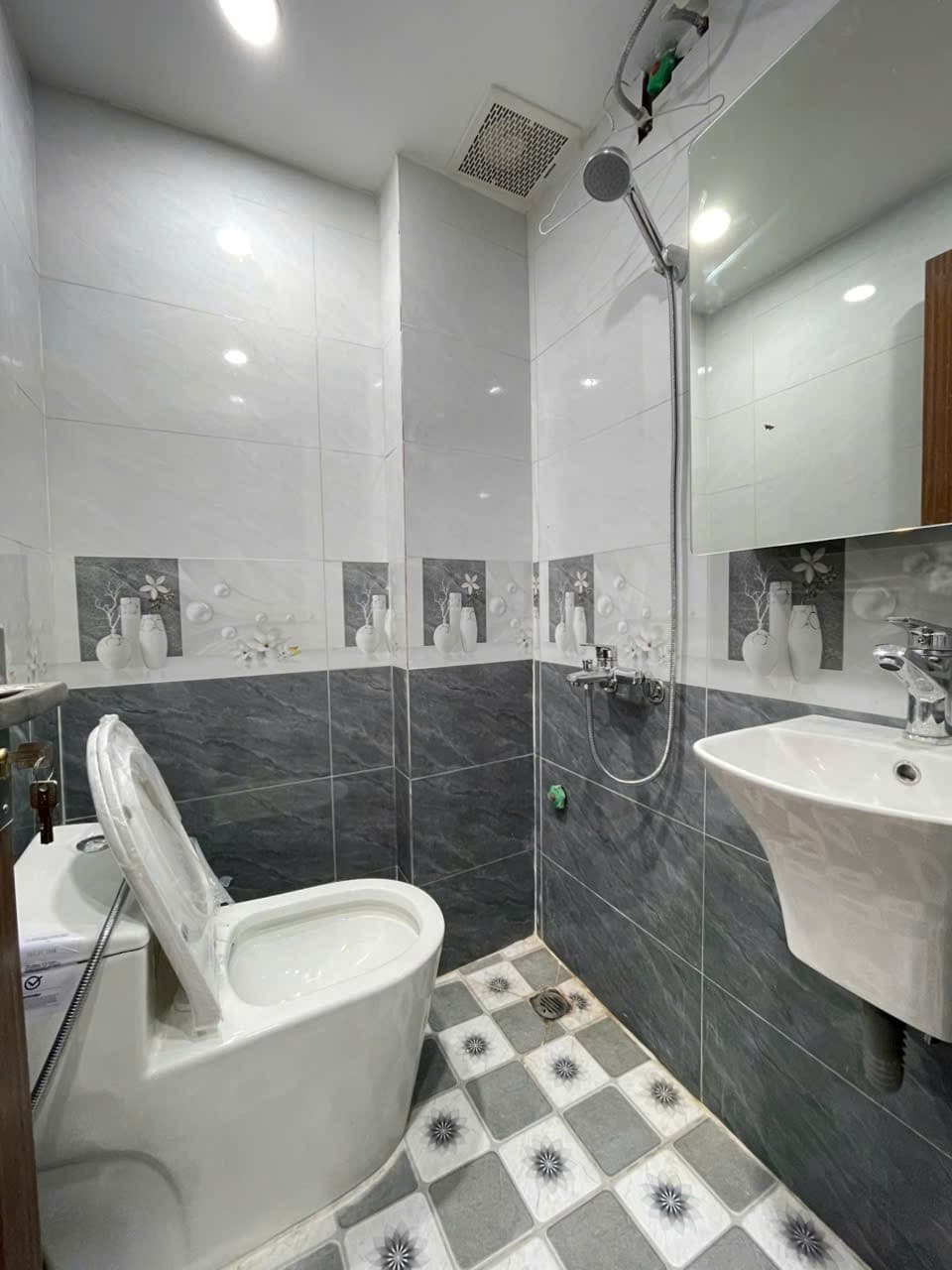 Nhà đất mặt phố, Ba Đình, Hà Nội - 22.5m² giá 4.15 tỷ