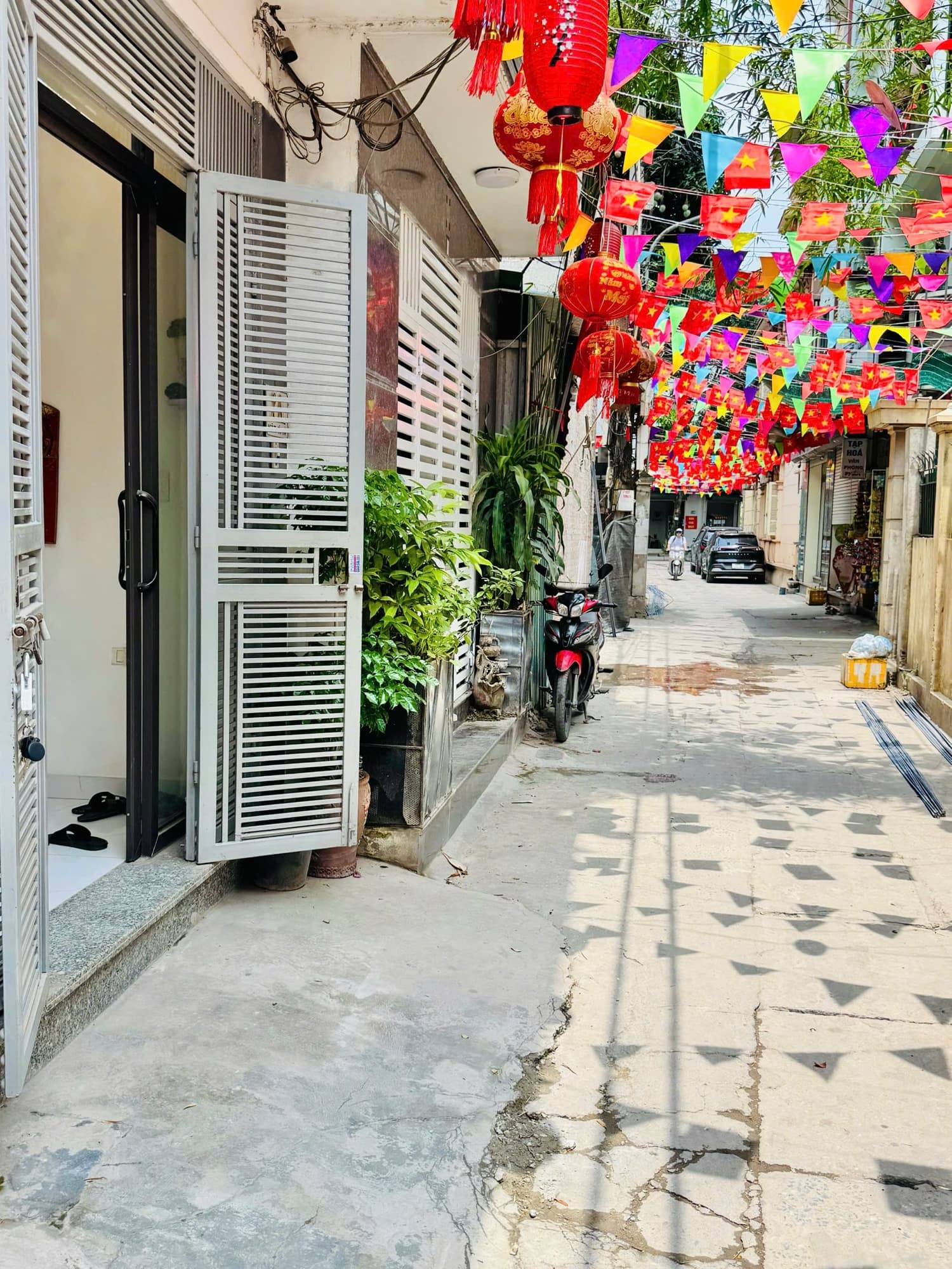 Nhà đất mặt phố, Hoàng Mai, Hà Nội - 31m² giá 9.2 tỷ