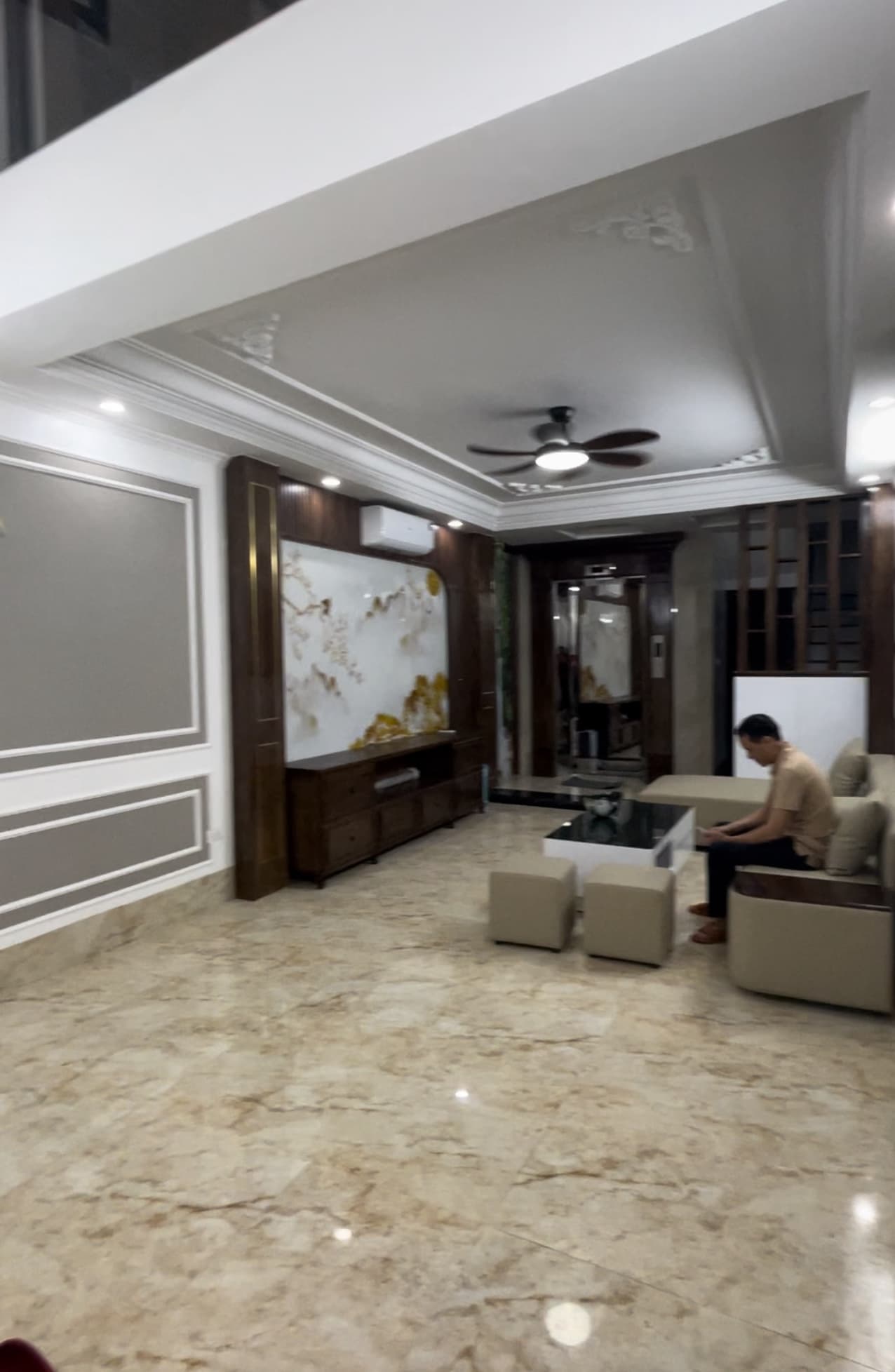 Nhà đất mặt phố, Hai Bà Trưng, Hà Nội - 42m² giá 19.45 tỷ