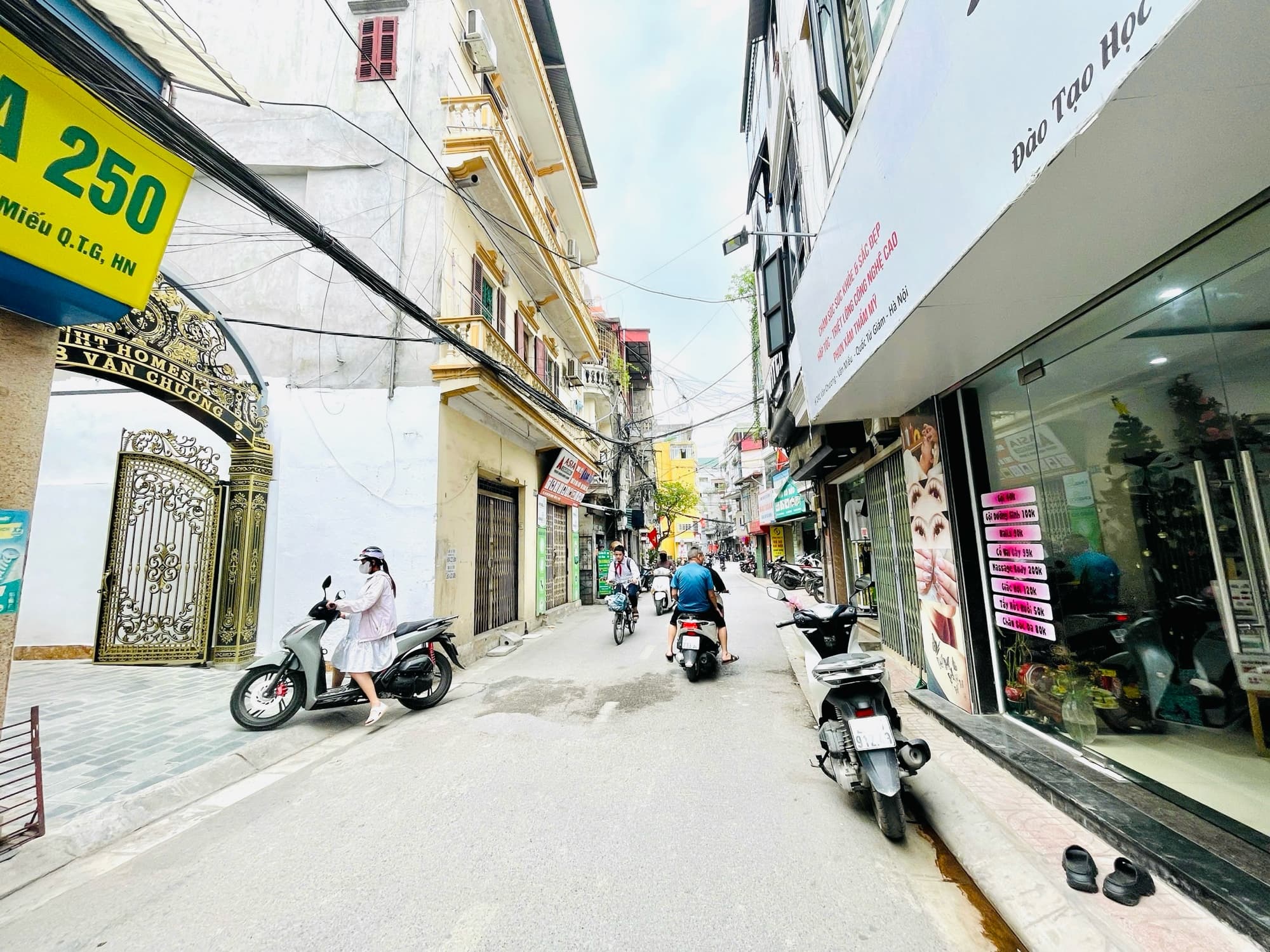 Nhà đất mặt phố, Đống Đa, Hà Nội - 30m² giá 13.5 tỷ