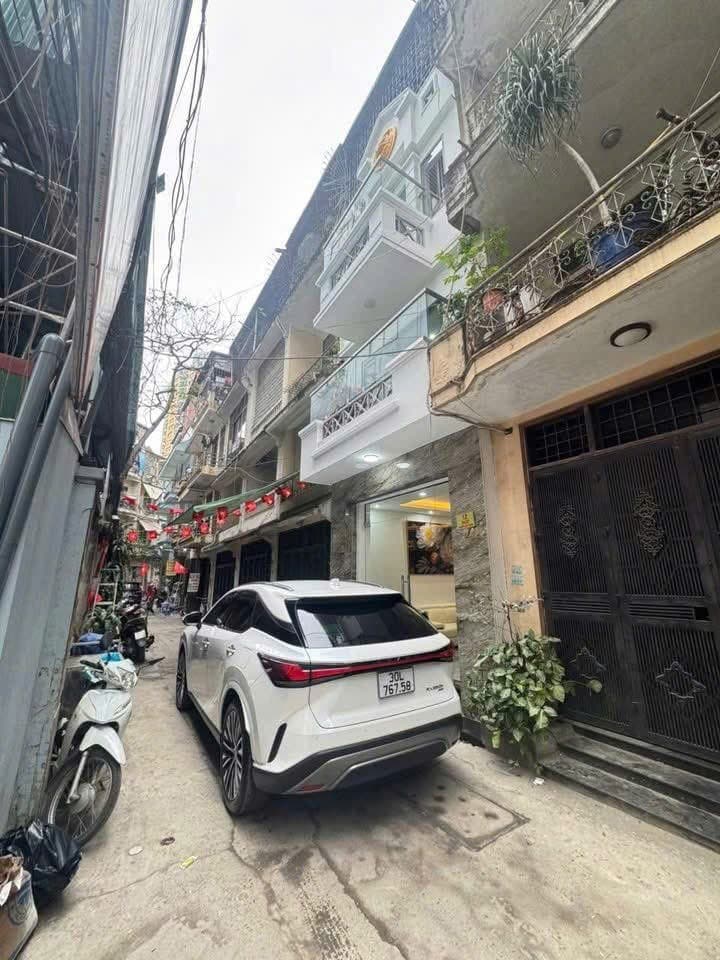 Nhà đất mặt phố, Đống Đa, Hà Nội - 40m² giá 18.8 tỷ