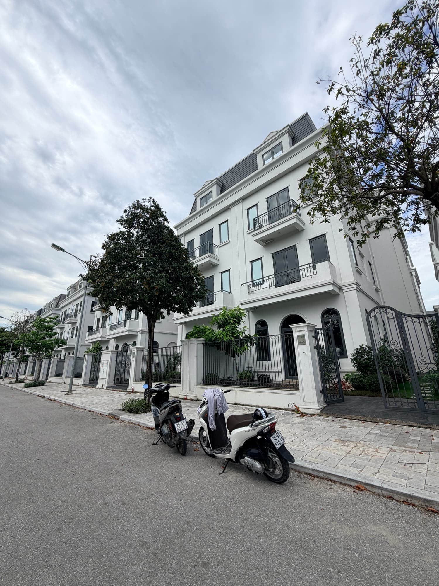 Nhà đất mặt phố, Hà Đông, Hà Nội - 213m² giá 39.5 tỷ