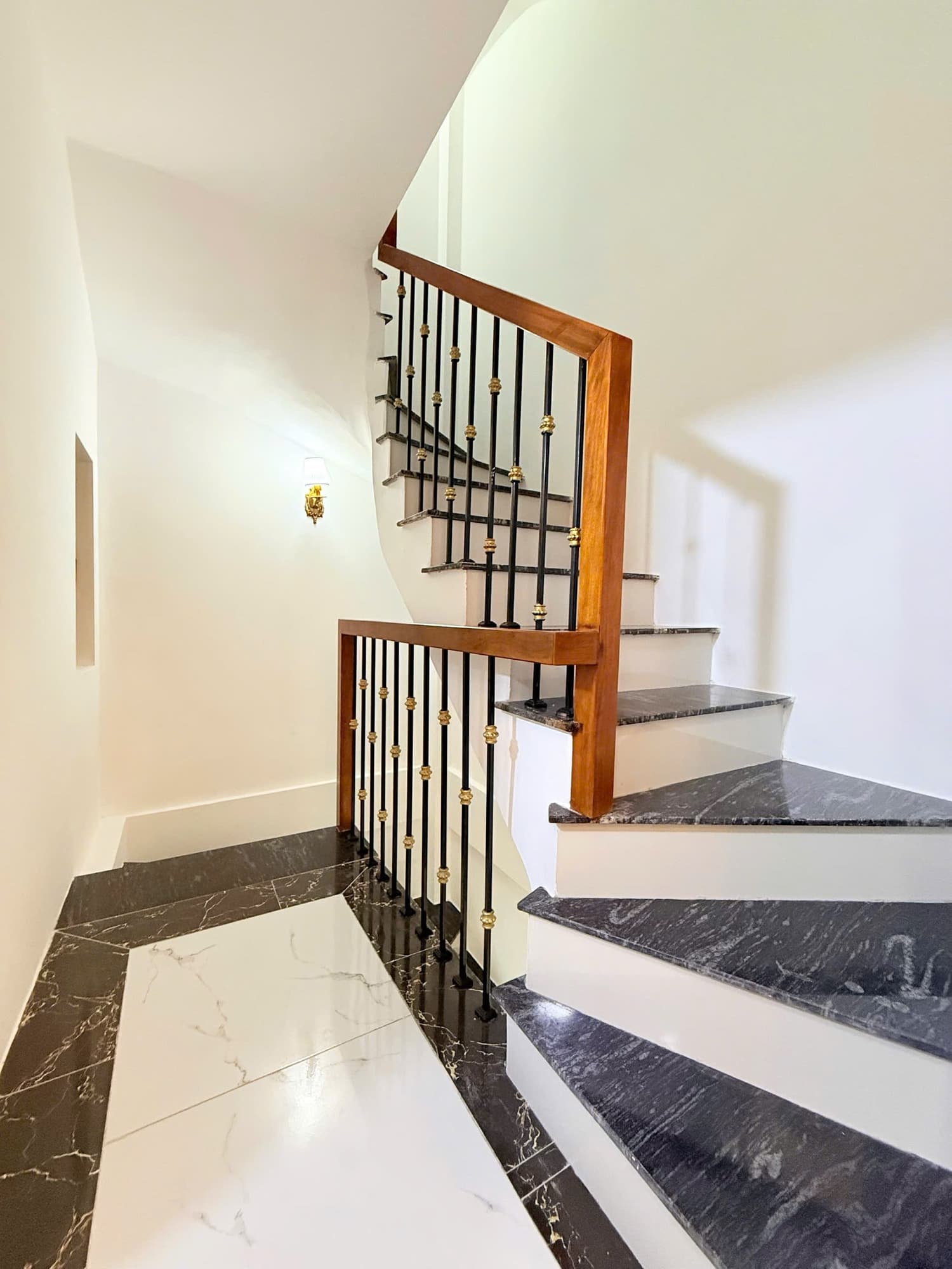 Nhà đất mặt phố, Hoàng Mai, Hà Nội - 47m² giá 7.5 tỷ
