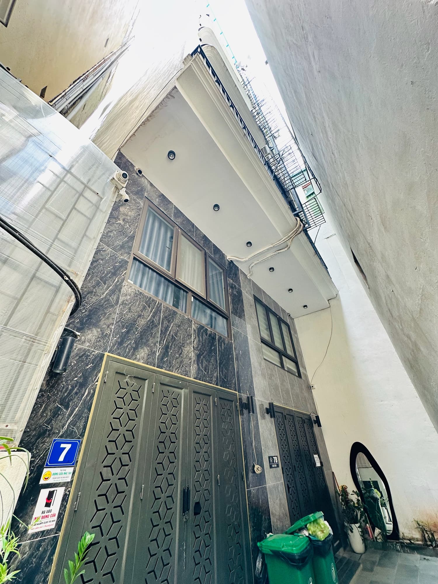 Nhà đất mặt phố, Tây Hồ, Hà Nội - 48m² giá 16.8 tỷ