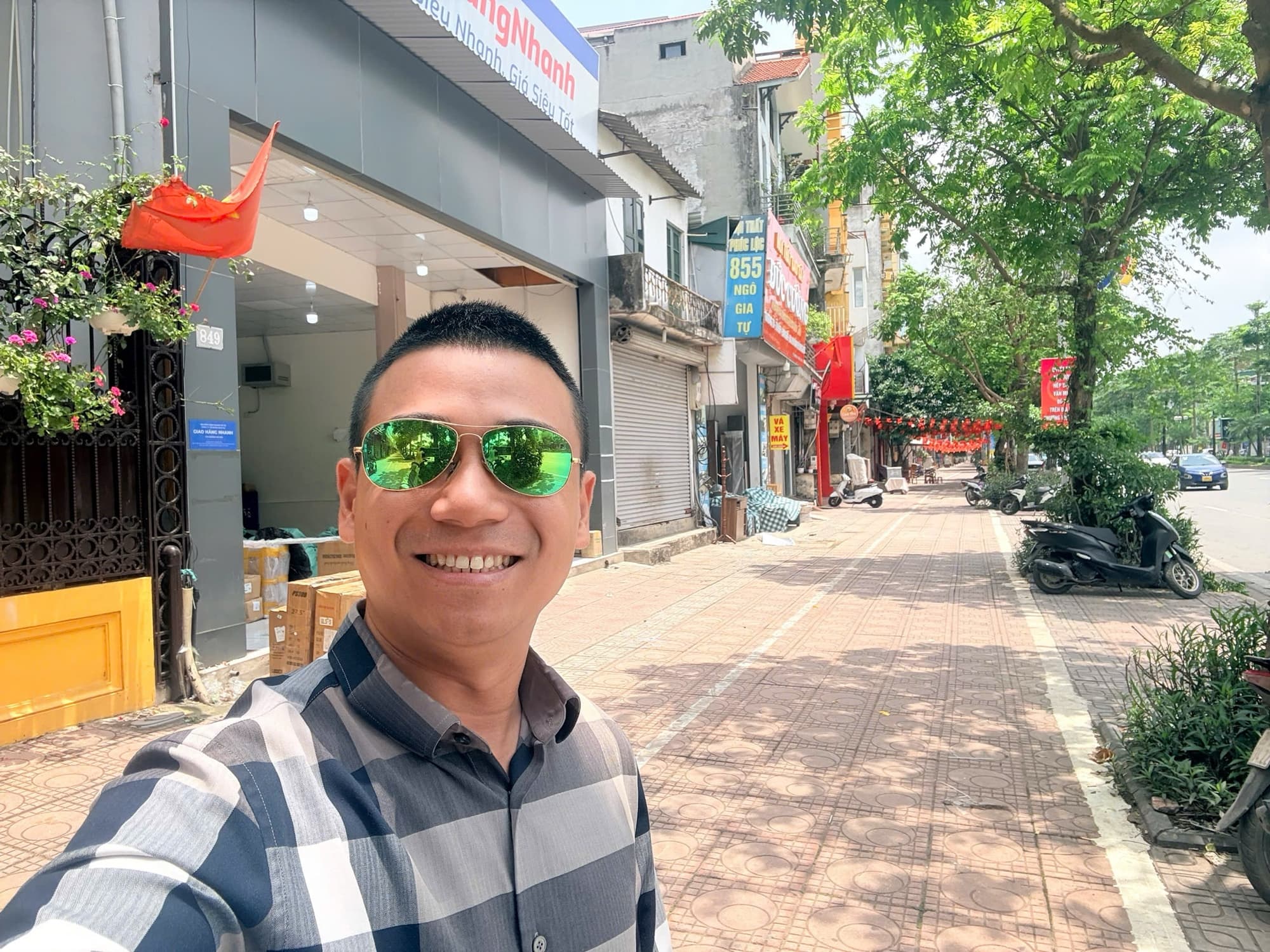 Nhà đất mặt phố, Long Biên, Hà Nội - 167m² giá 55 tỷ