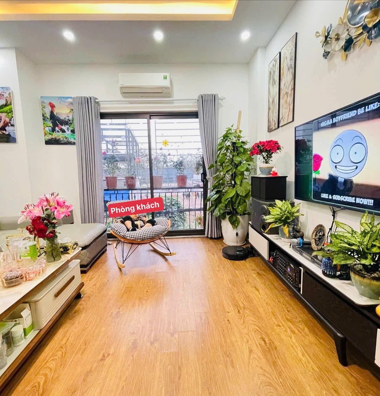 Nhà đất mặt phố, Long Biên, Hà Nội - 31m² giá 8.35 tỷ