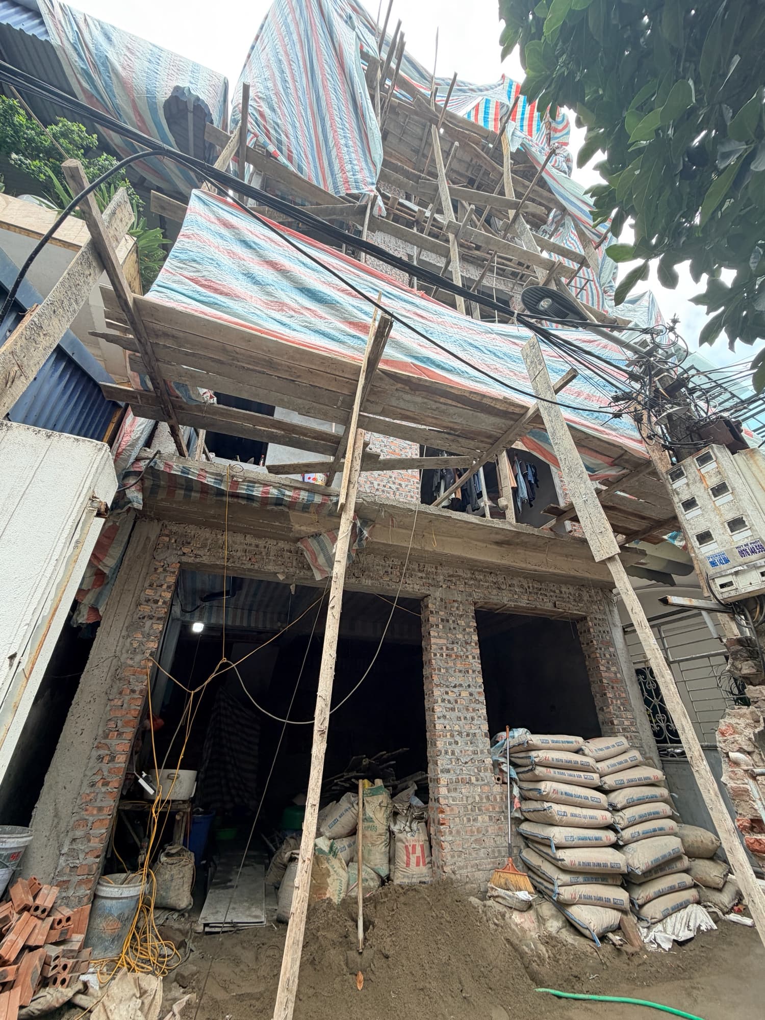 Nhà đất mặt phố, Thanh Trì, Hà Nội - 42m² giá 6.85 tỷ