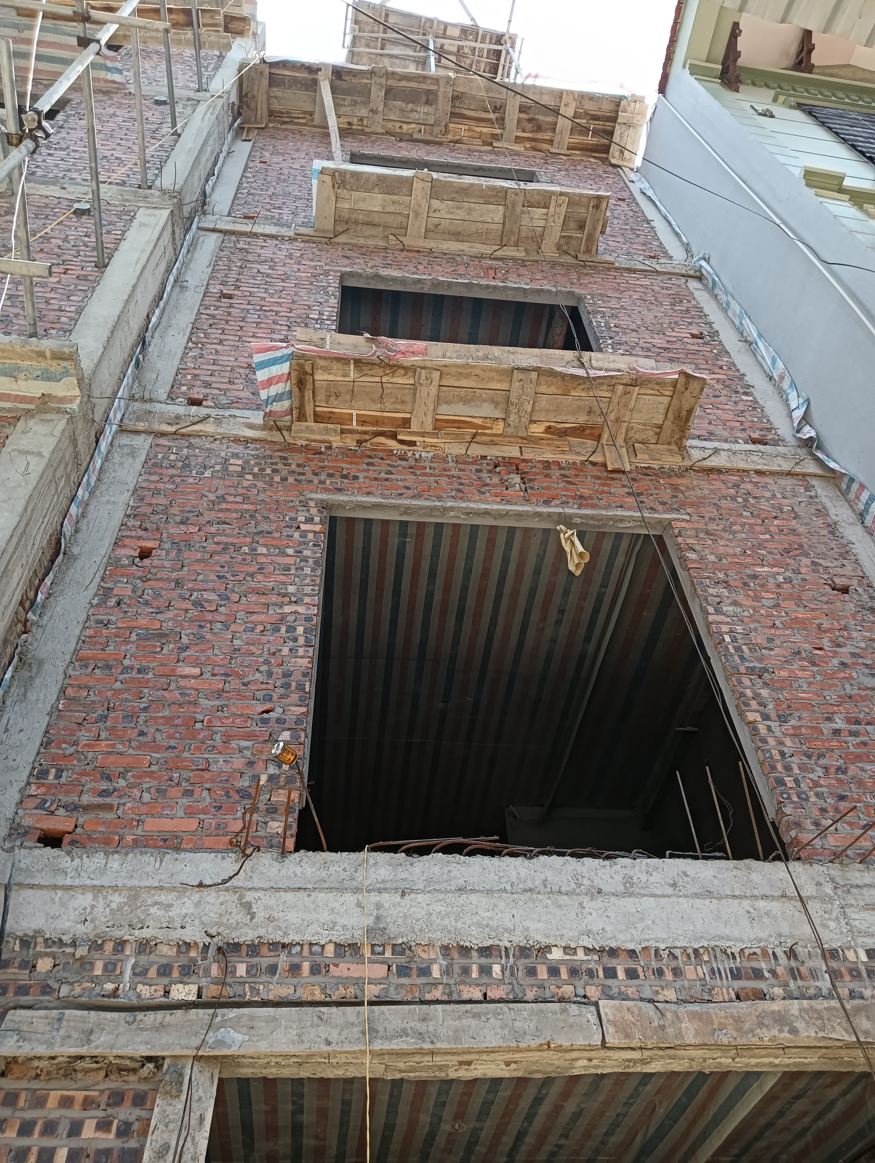 Nhà đất mặt phố Hoàng Mai, Hà Nội - 6, m² giá 16.5 tỷ