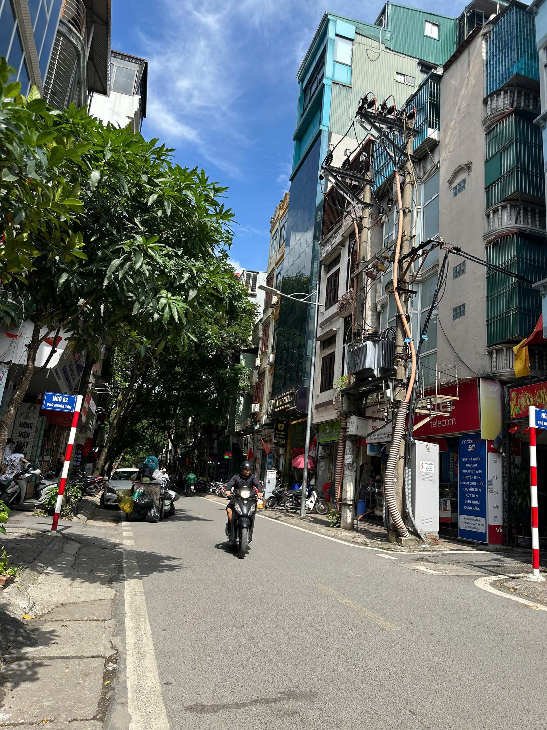 Nhà đất mặt phố, Cầu Giấy, Hà Nội - 54m² giá 22.5 tỷ
