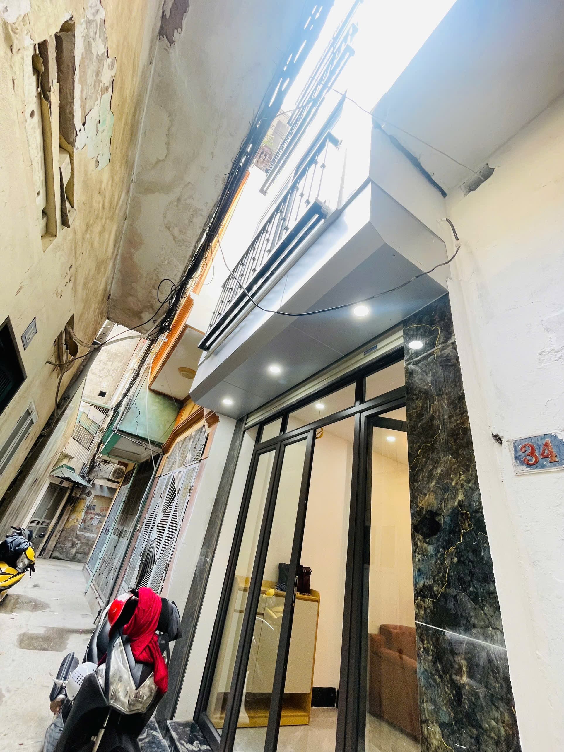 Nhà đất mặt phố, Hai Bà Trưng, Hà Nội - 32m² giá 5.65 tỷ