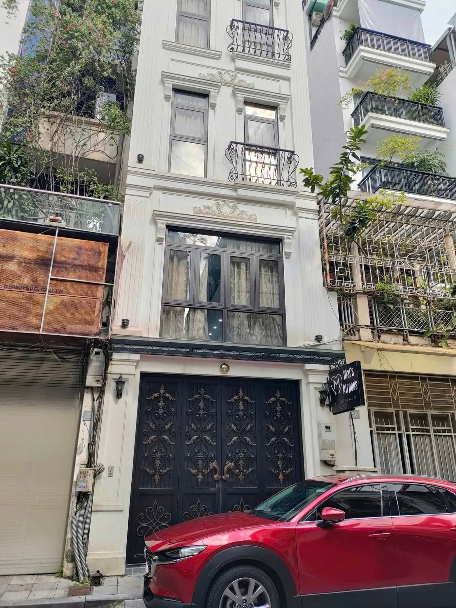 Nhà đất mặt phố, Hoàn Kiếm, Hà Nội - 107m² giá 77 tỷ