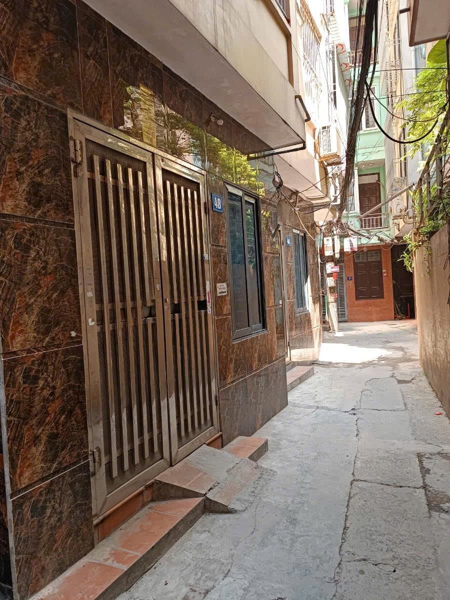 Nhà đất mặt phố, Cầu Giấy, Hà Nội - 62m² giá 15.5 tỷ