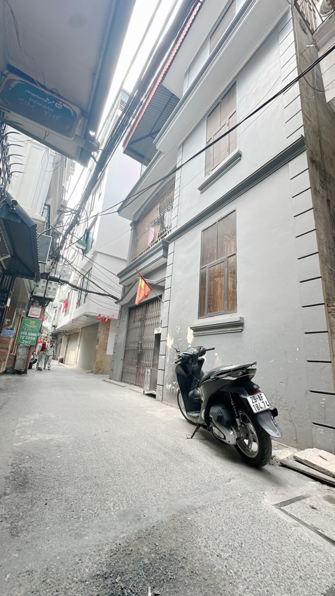 Nhà đất mặt phố, Cầu Giấy, Hà Nội - 82m² giá 29.5 tỷ