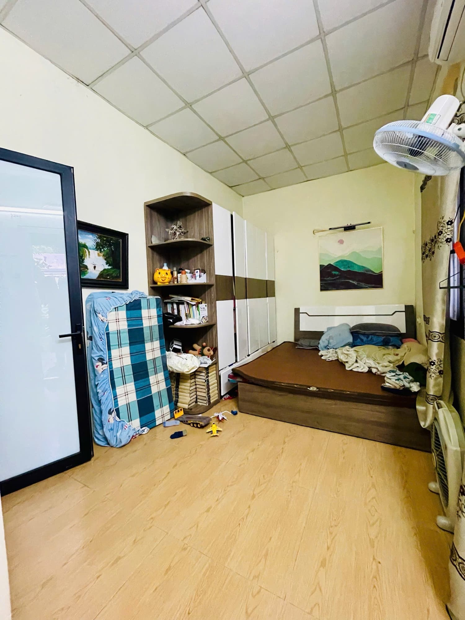Nhà đất mặt phố, Long Biên, Hà Nội - 115m² giá 20.5 tỷ