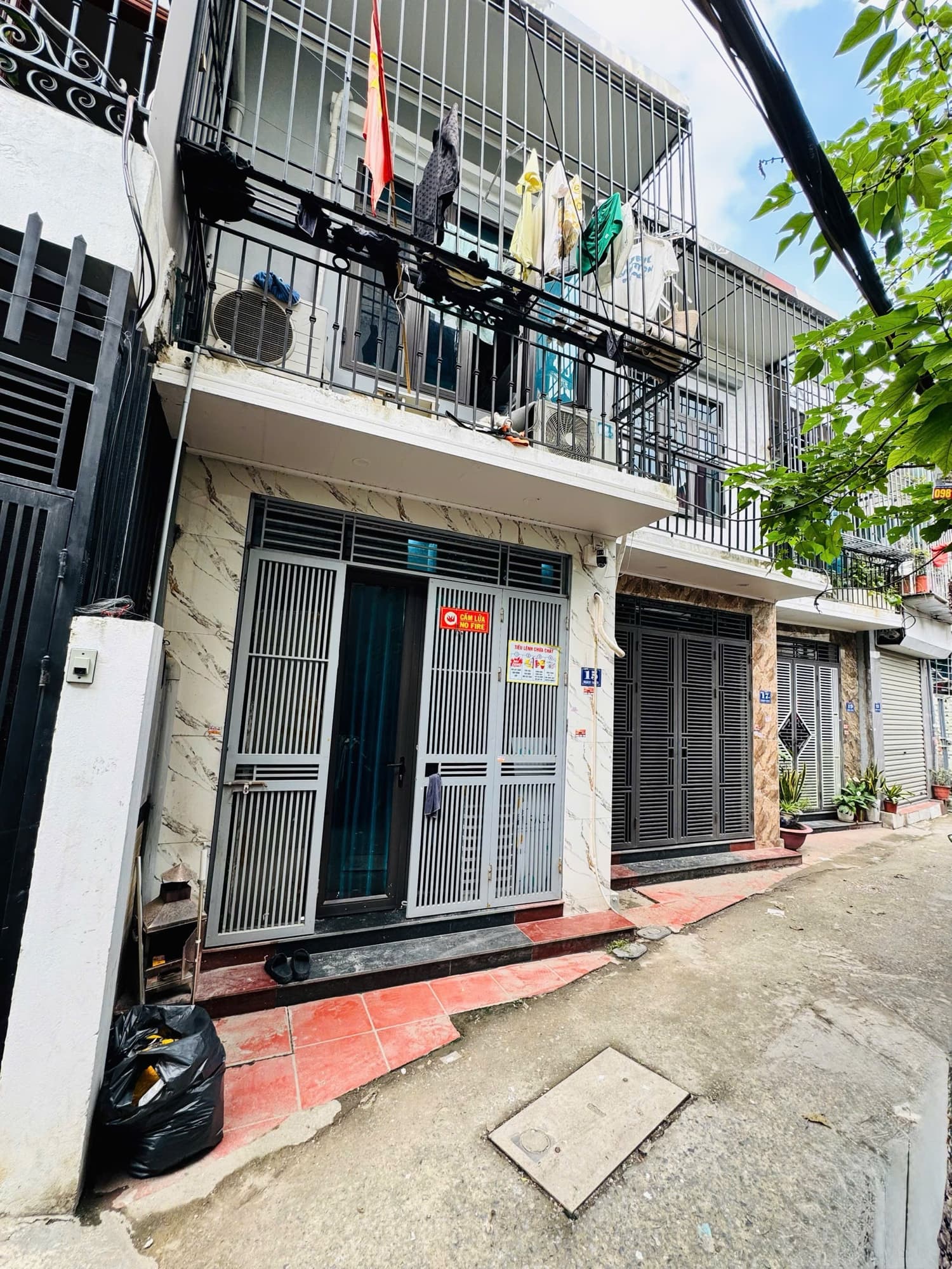 Nhà đất mặt phố, Hoàng Mai, Hà Nội - 42m² giá 2.98 tỷ