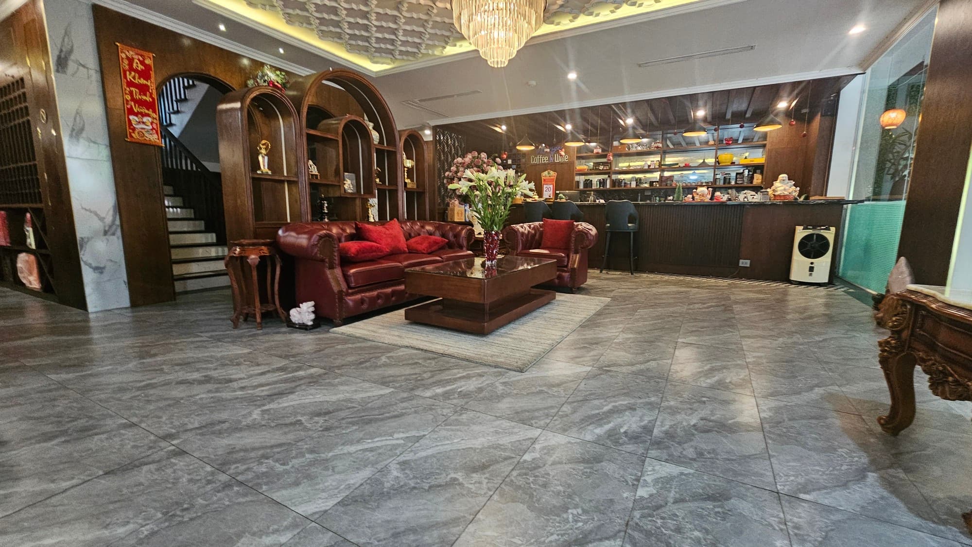 Nhà đất mặt phố, Cầu Giấy, Hà Nội - 265m² giá 165 tỷ