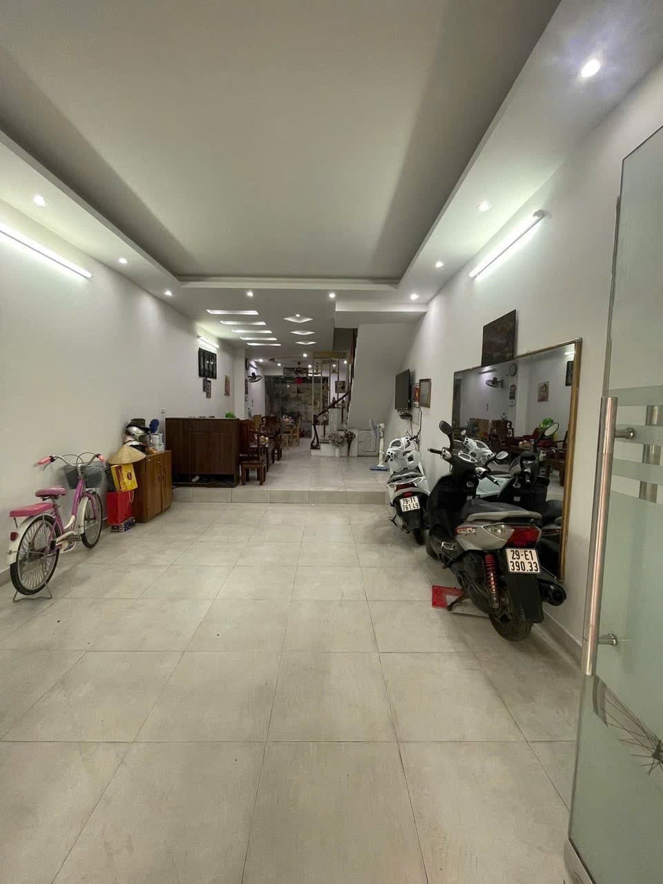 Nhà đất mặt phố, Hà Đông, Hà Nội - 79m² giá 25.5 tỷ