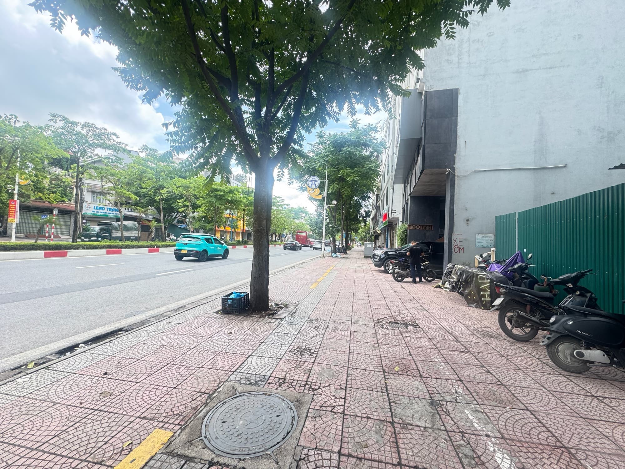 Nhà đất mặt phố, Long Biên, Hà Nội - 73m² giá 34.4 tỷ