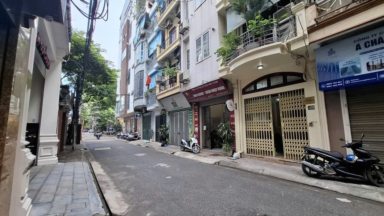 Nhà đất mặt phố, Thanh Xuân, Hà Nội - 39m² giá 19 tỷ