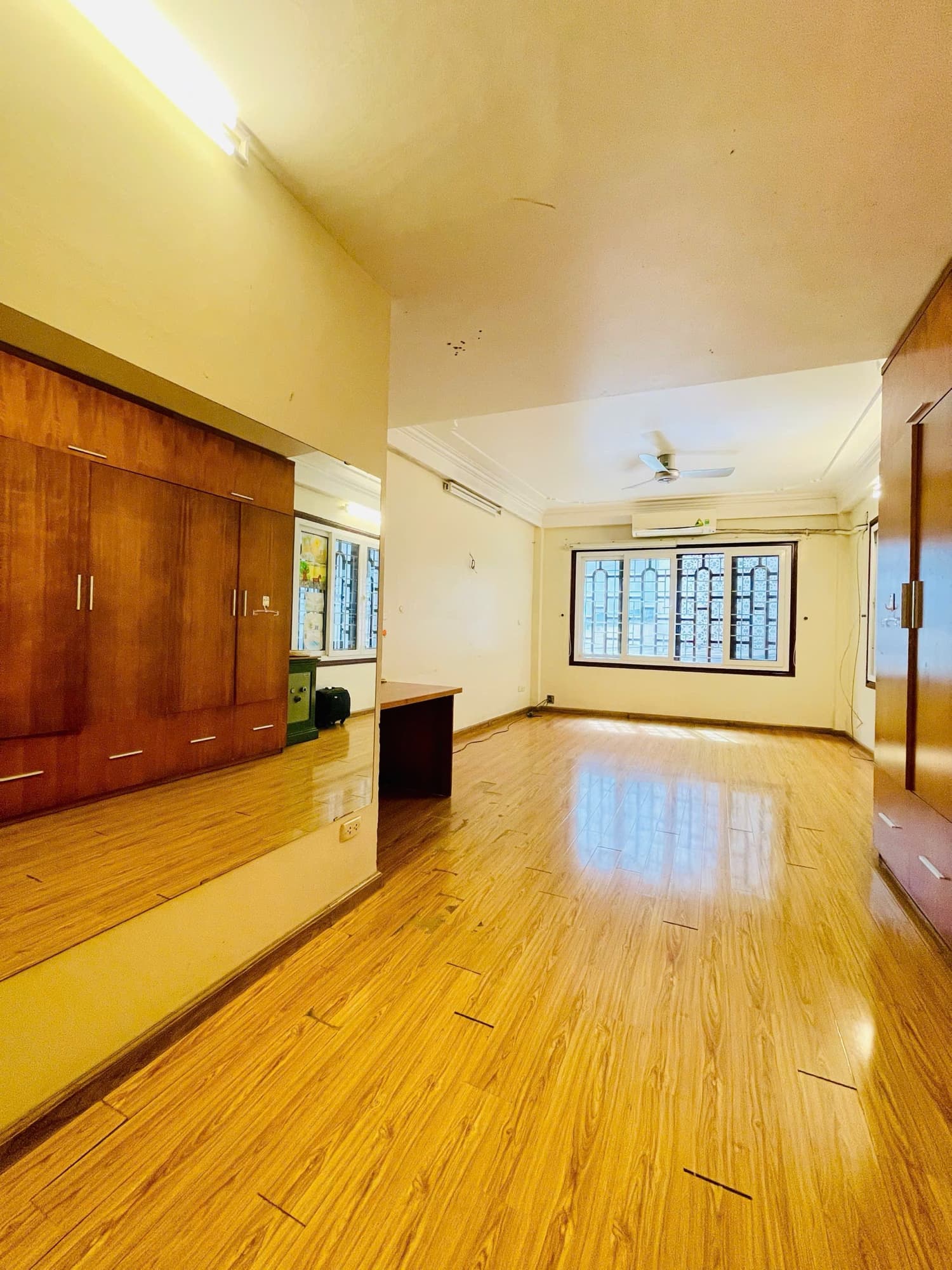 Nhà đất mặt phố, Nam Từ Liêm, Hà Nội - 50.4m² giá 11.5 tỷ