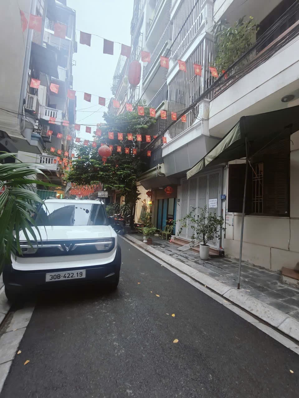 Nhà đất mặt phố, Cầu Giấy, Hà Nội - 42m² giá 22.5 tỷ