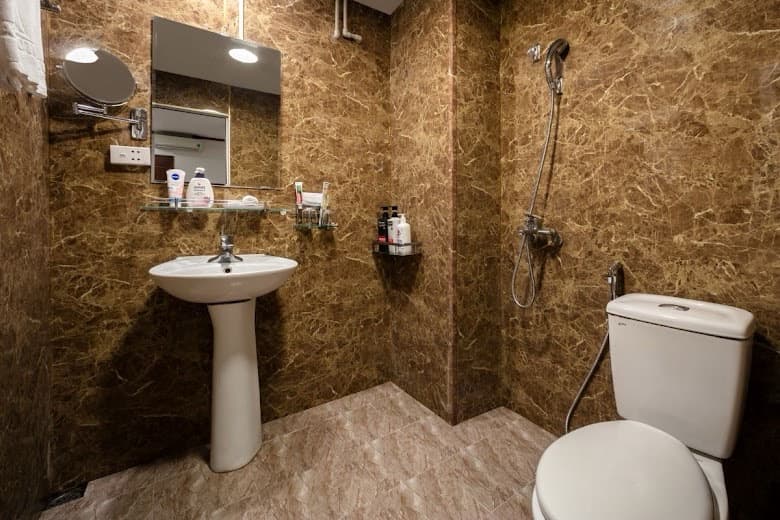 Nhà đất mặt phố, Hai Bà Trưng, Hà Nội - 98m² giá 90 tỷ