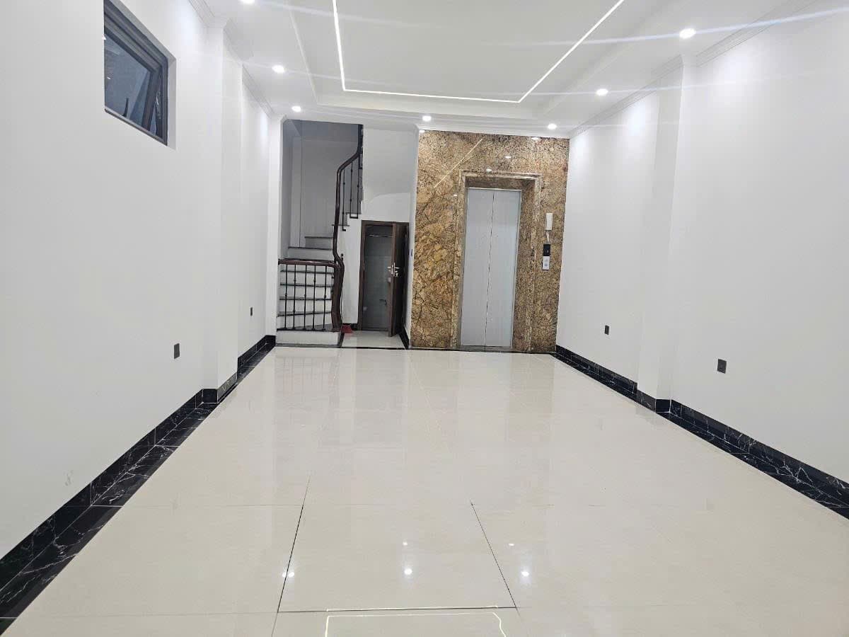 Nhà đất mặt phố, Ba Đình, Hà Nội - 48m² giá 15.8 tỷ