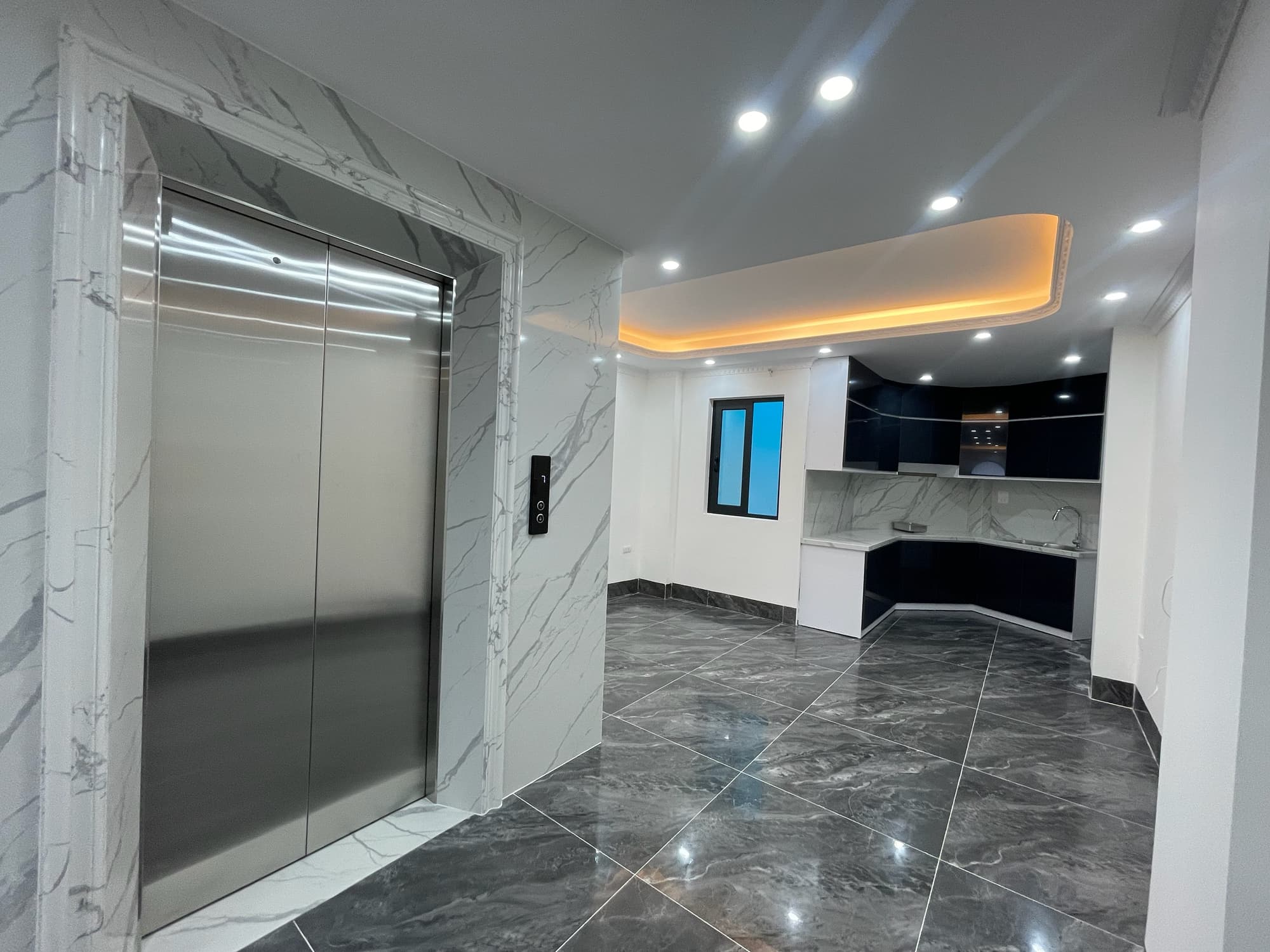 Nhà đất mặt phố, Hoàng Mai, Hà Nội - 63m² giá 19 tỷ