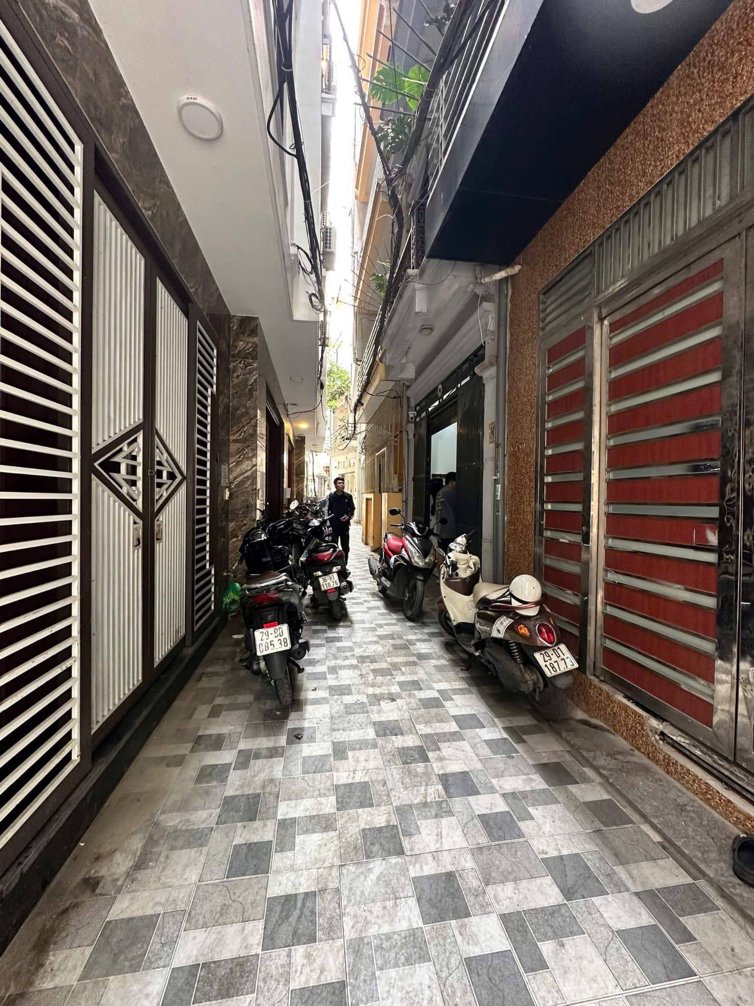 Nhà đất mặt phố, Tây Hồ, Hà Nội - 40m² giá 14 tỷ