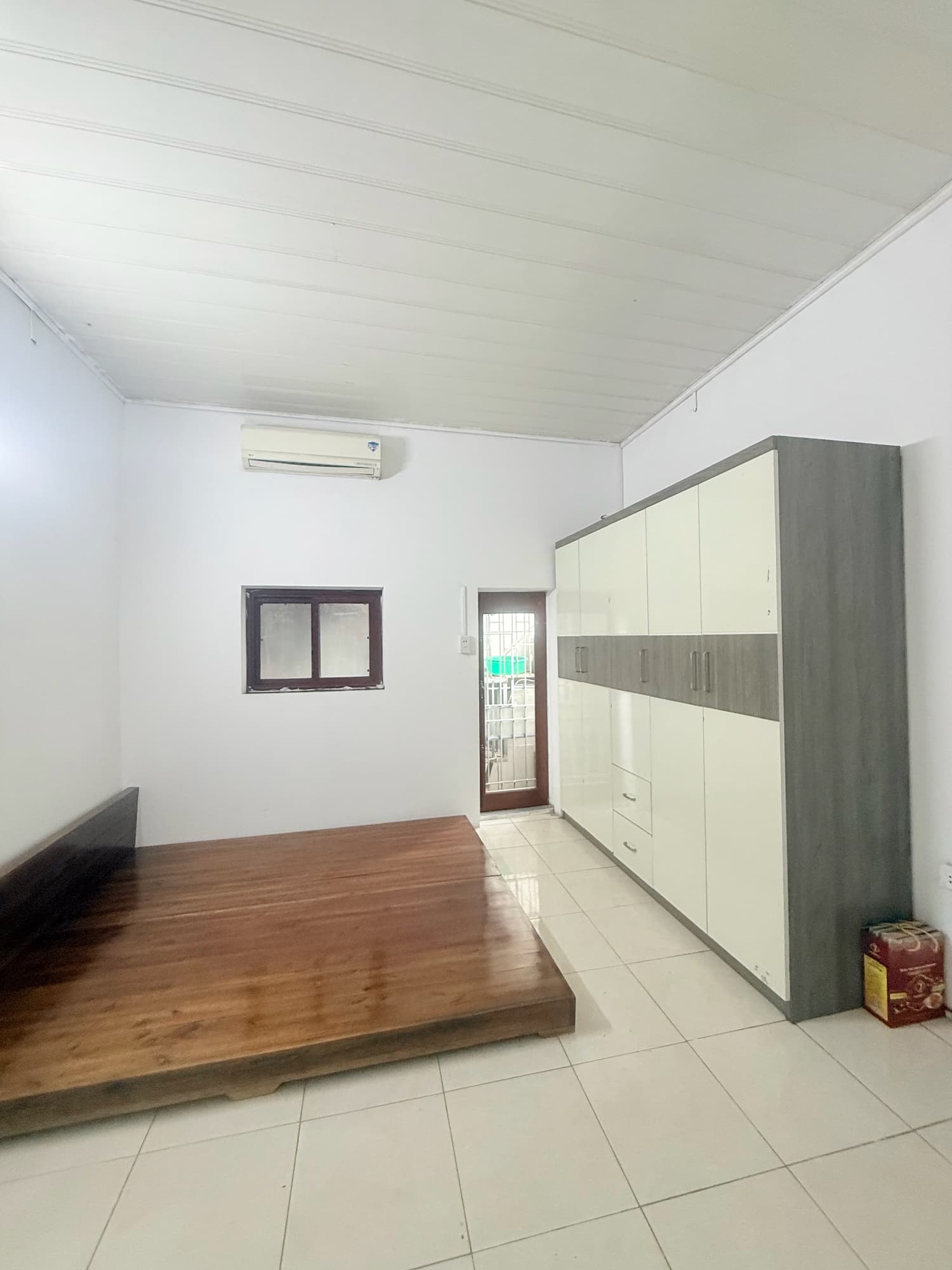 Nhà đất mặt phố, Hoàng Mai, Hà Nội - 30m² giá 2.28 tỷ