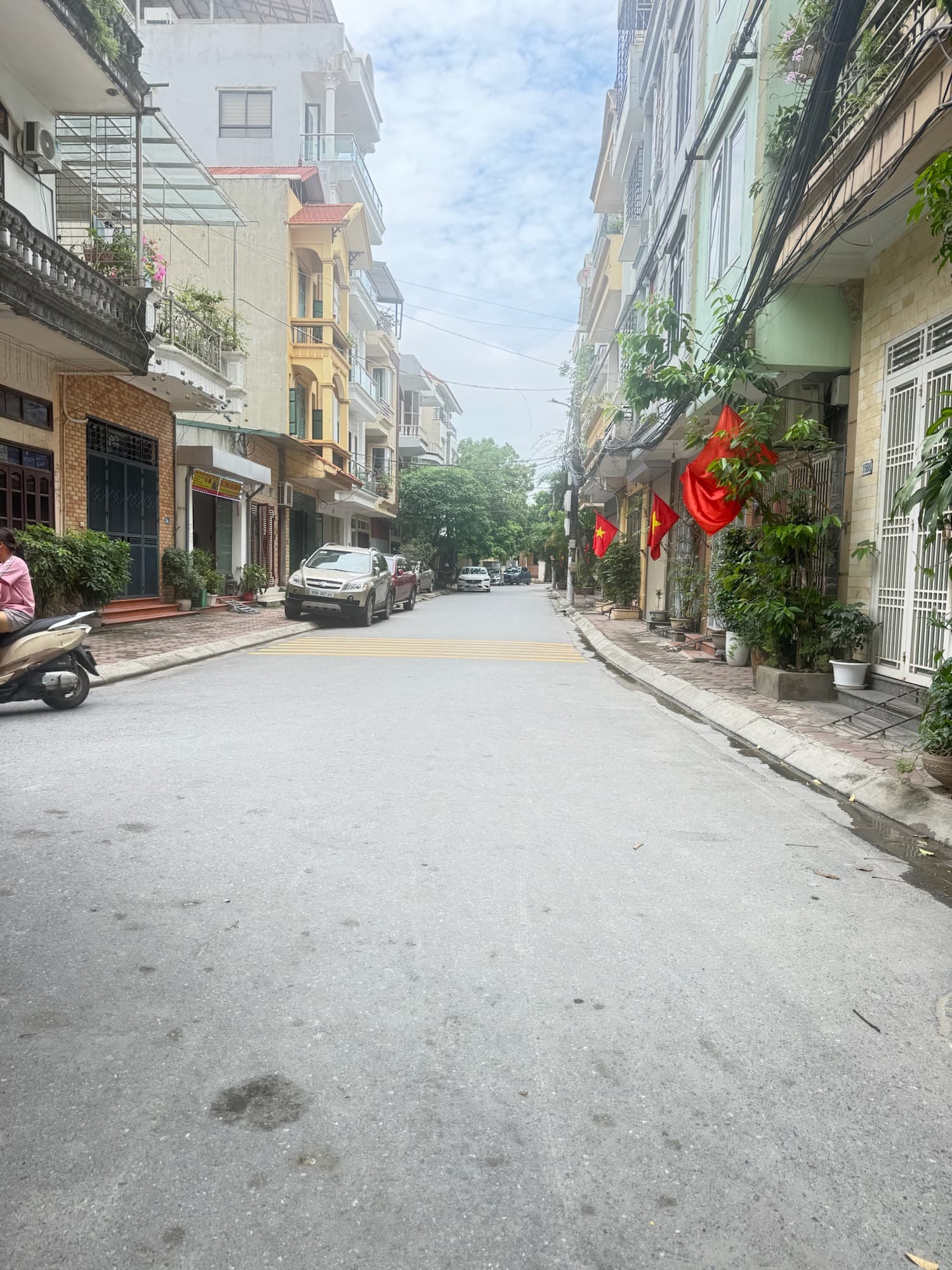 Nhà đất mặt phố, Long Biên, Hà Nội - 80m² giá 34 tỷ
