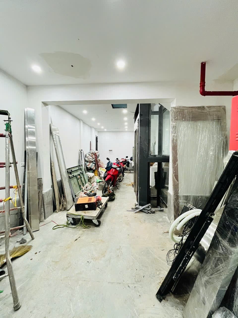 Nhà đất mặt phố, Tây Hồ, Hà Nội - 43m² giá 13.9 tỷ