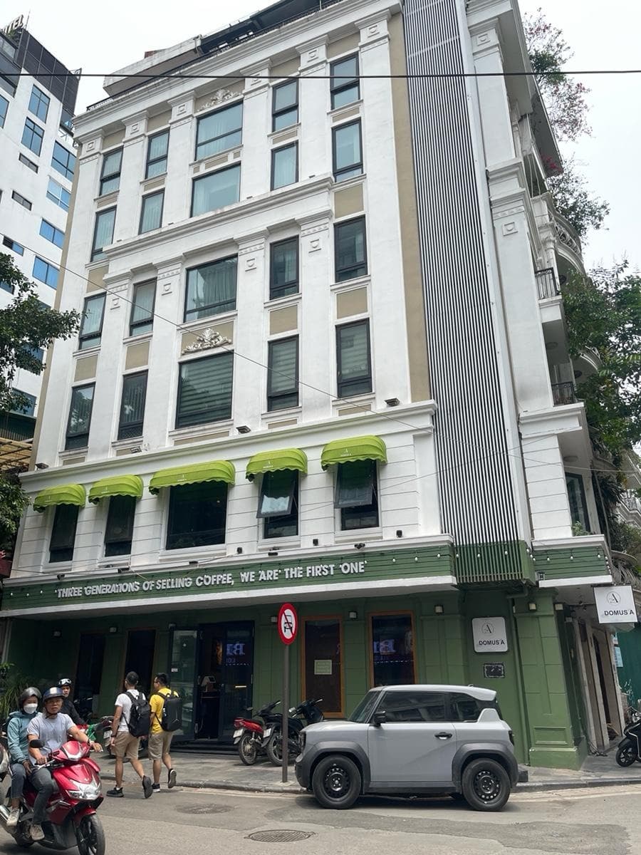 Nhà đất mặt phố, Hoàn Kiếm, Hà Nội - 50m² giá 140 tỷ