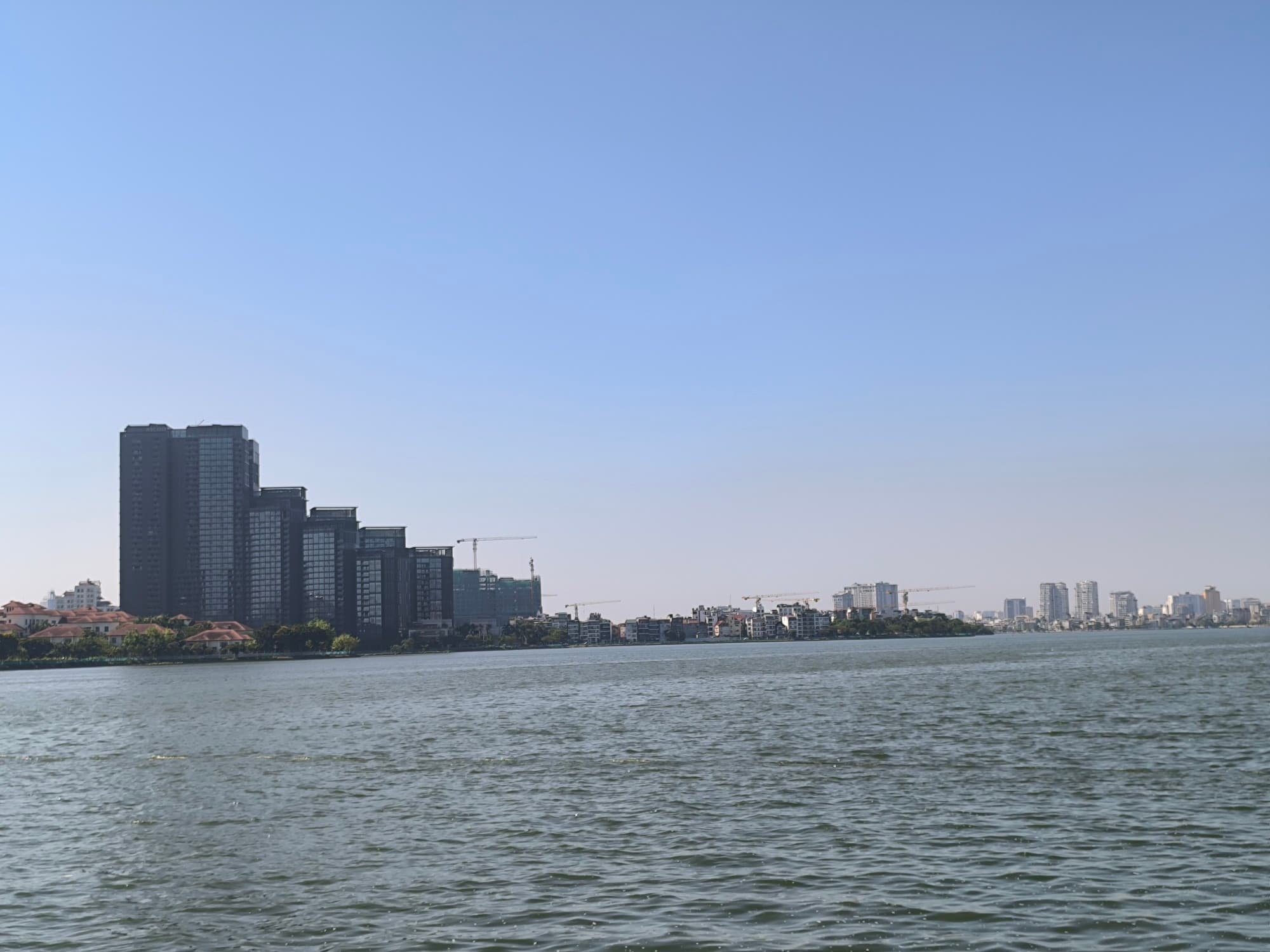 Nhà đất mặt phố, Tây Hồ, Hà Nội - 190m² giá 90 tỷ