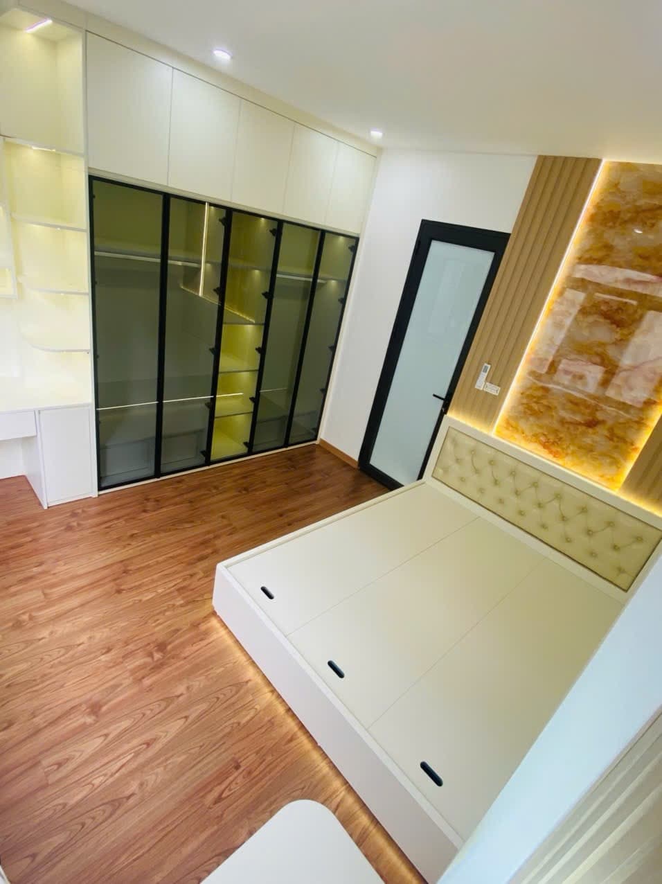 Nhà đất mặt phố, Hà Đông, Hà Nội - 30m² giá 14.5 tỷ