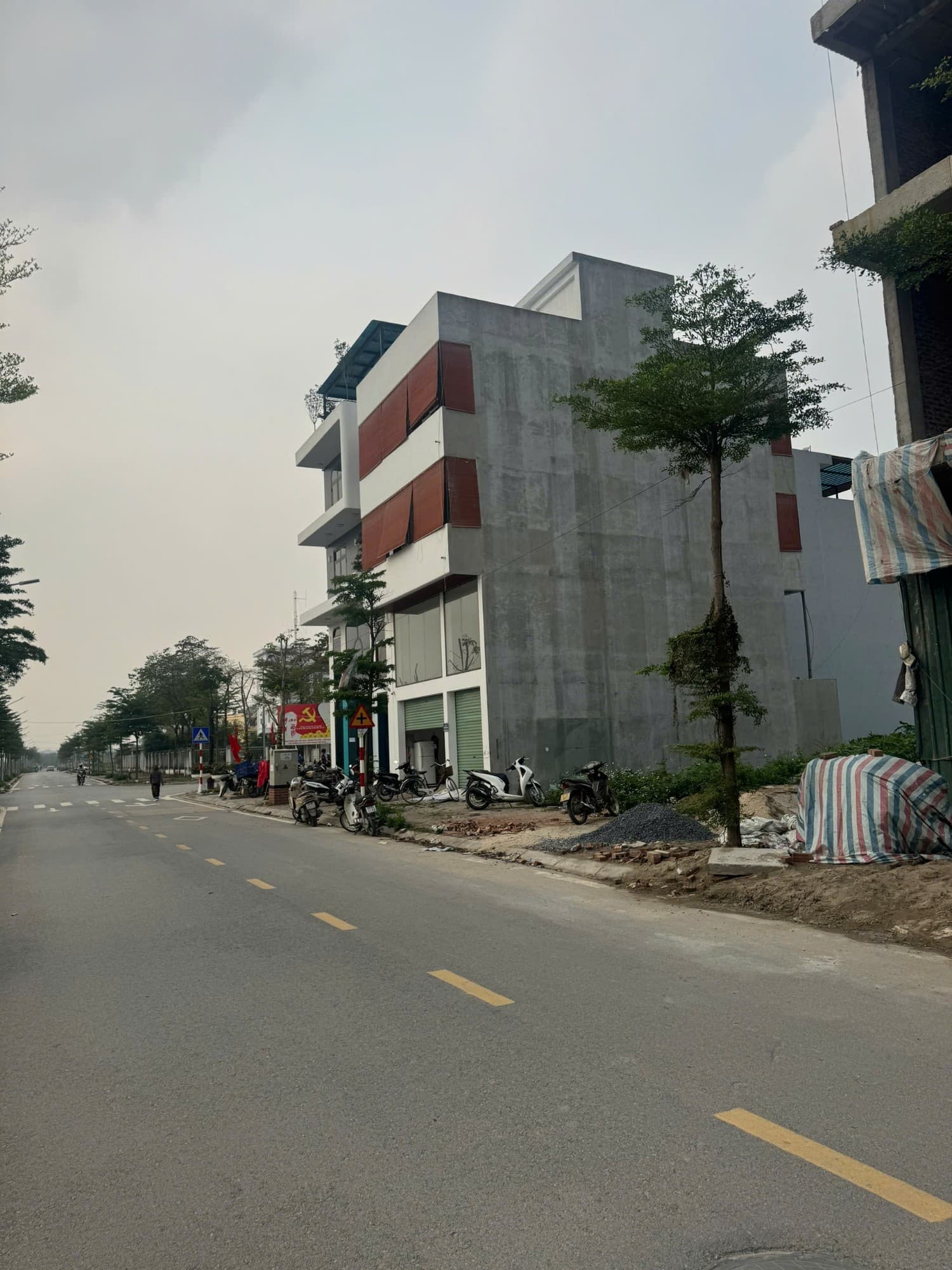 Nhà đất mặt phố, Thanh Trì, Hà Nội - 78m² giá 17.9 tỷ