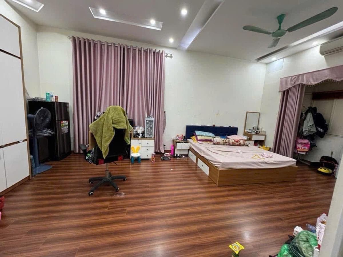 Nhà đất mặt phố, Hoàng Mai, Hà Nội - 139m² giá 26.9 tỷ