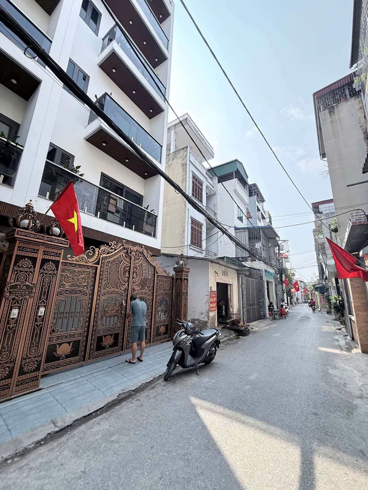 Nhà đất mặt phố, Long Biên, Hà Nội - 76m² giá 26.5 tỷ