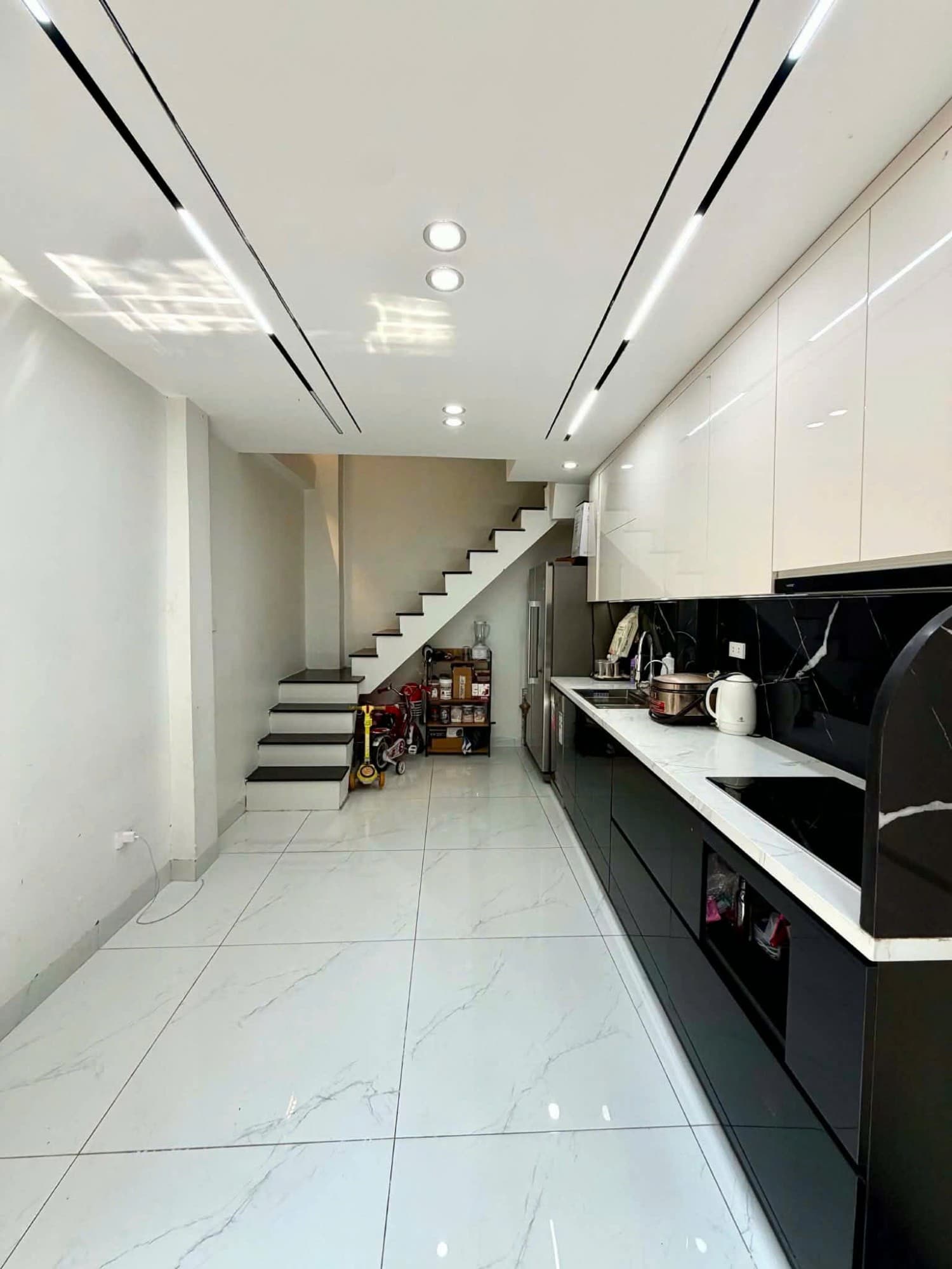 Nhà đất mặt phố, Đống Đa, Hà Nội - 18m² giá 5.95 tỷ