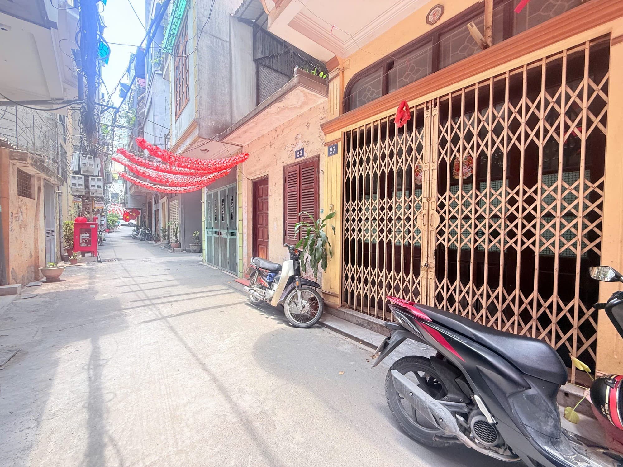 Nhà đất mặt phố, Ba Đình, Hà Nội - 24m² giá 6.4 tỷ