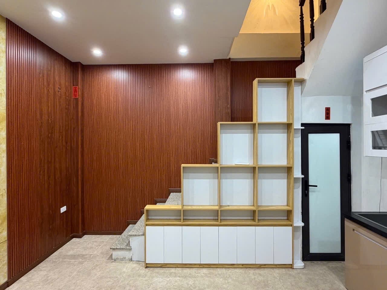 Nhà đất mặt phố, Đống Đa, Hà Nội - 31m² giá 9.3 tỷ